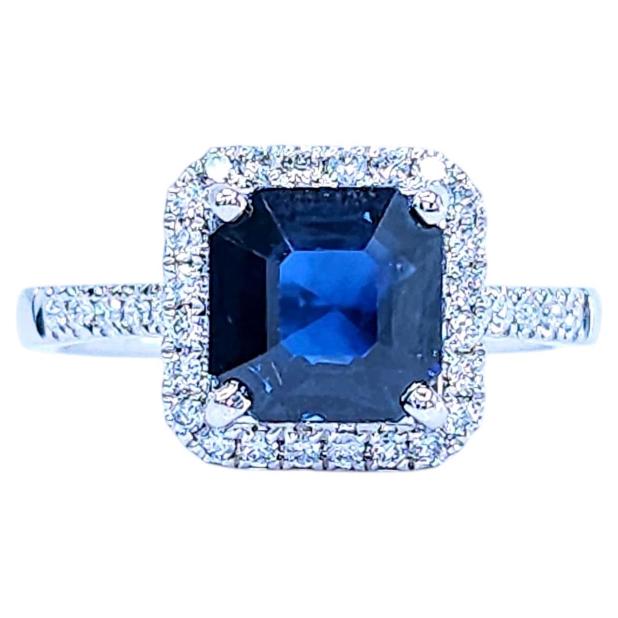Anillo de zafiro azul y diamante de oro blanco de 18 quilates con certificado IGI de 2,09 quilates