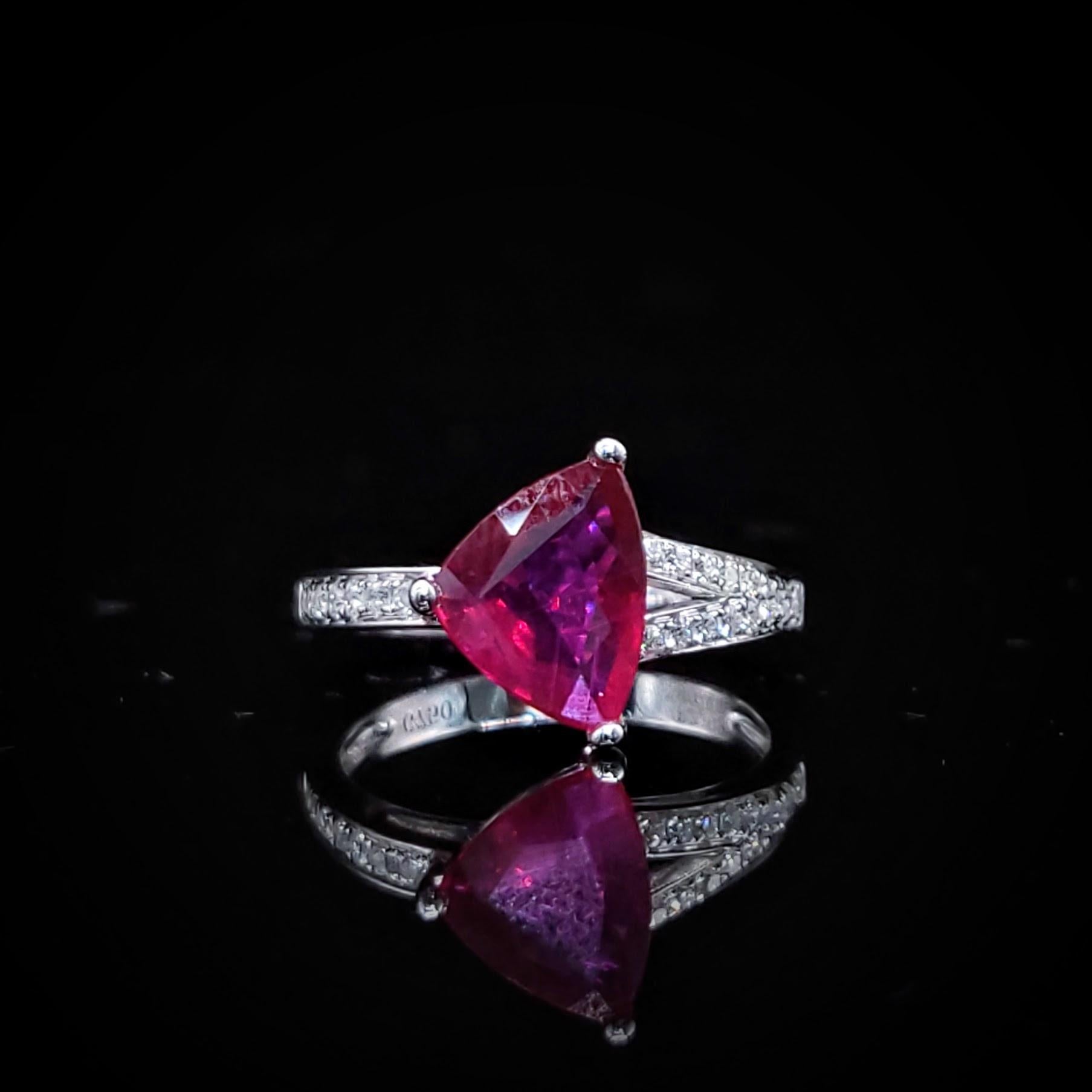 Anello con rubino e diamante certificato IGI da 2,09 carati in oro bianco 18 carati in vendita 4
