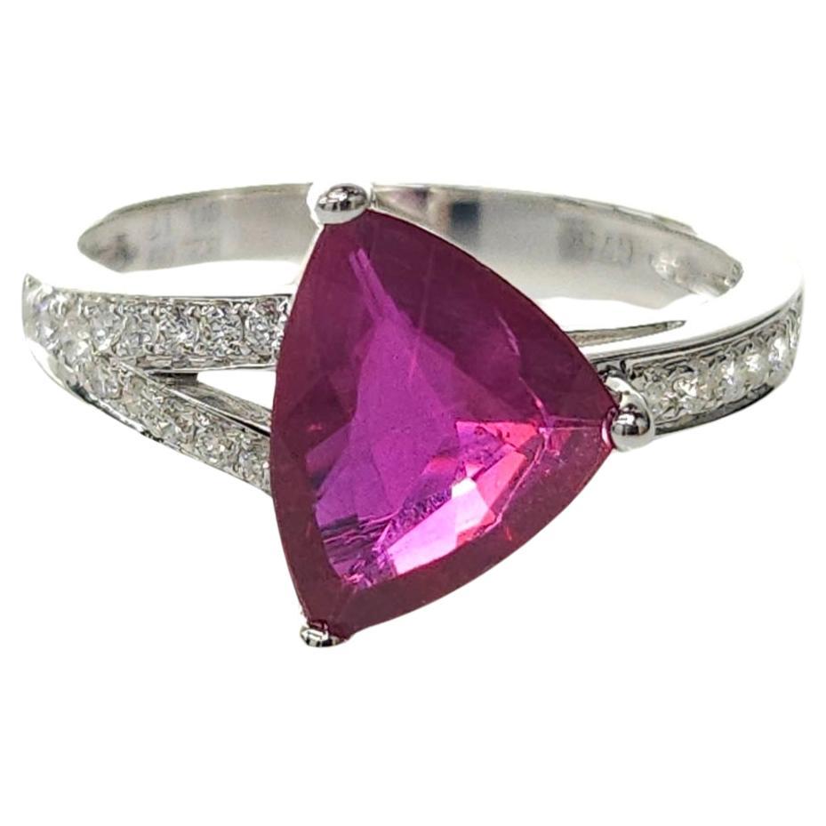 IGI Certified 2.09 Carat Ruby & Diamond Ring in 18K White Gold For Sale