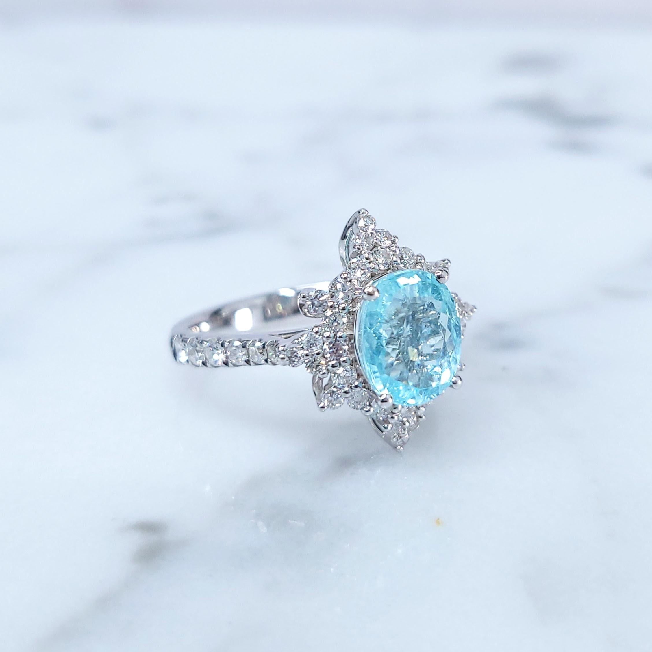 IGI Certified 2.13 Carat Paraiba & Diamond Ring in 18K White Gold For Sale 4