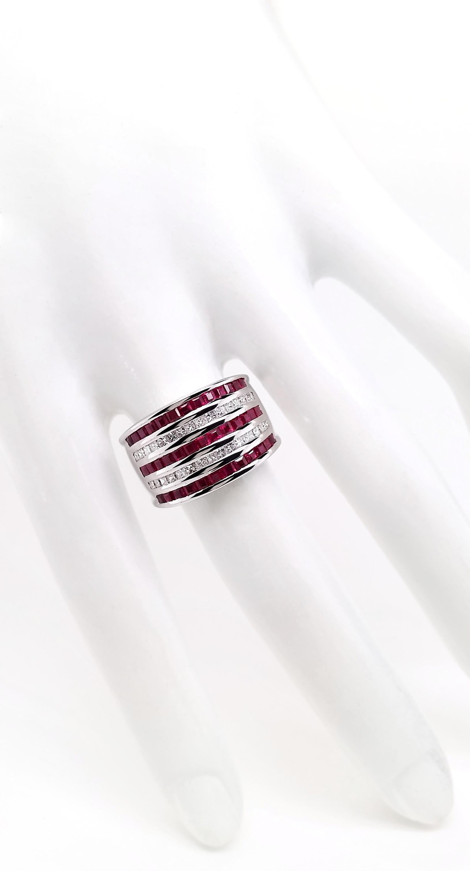 IGI Certified 2.17ct Burma Rubies and 0.59ct Diamonds 18k White Gold Ring In New Condition For Sale In Hong Kong, HK