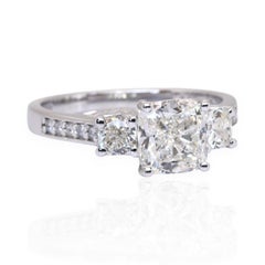 Bague 3 pierres en or blanc 18 carats, certifiée IGI, 2,20 ct de diamants