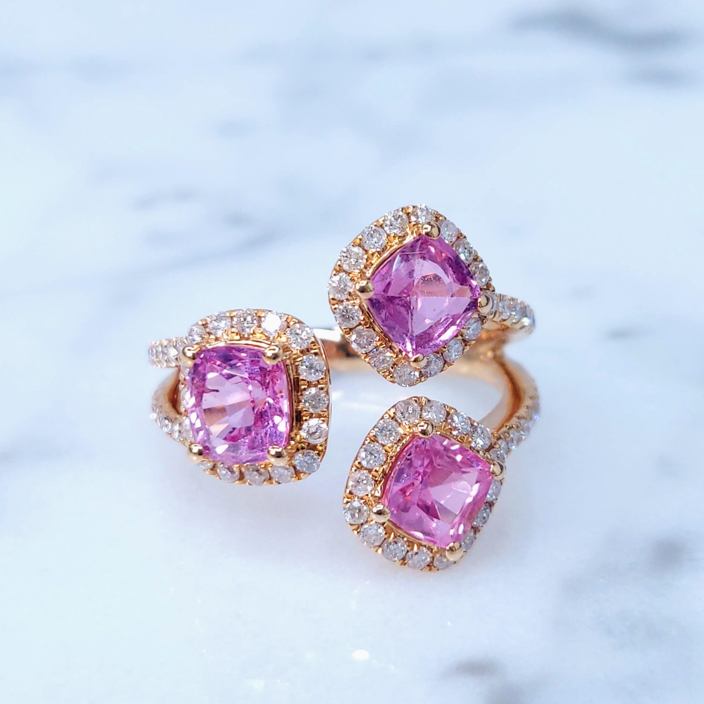 IGI Certified 2.21 Carat Pink Sapphire & Diamond Ring in 18K Rose Gold For Sale 5