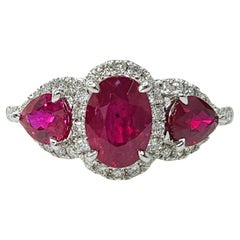 Anillo de oro blanco de 18 quilates con rubí y diamantes de 2,22 quilates con certificado IGI