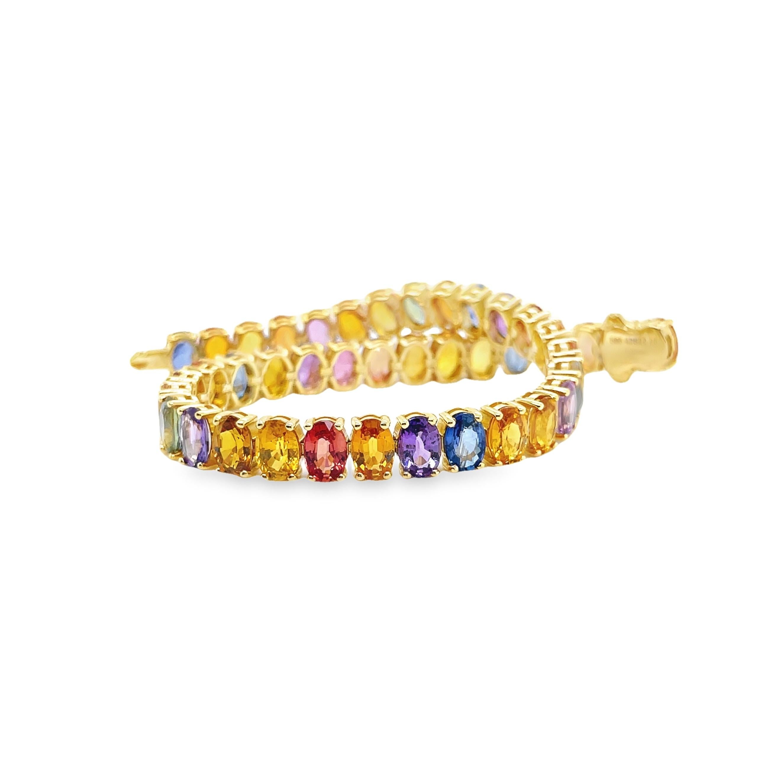 IGI-zertifizierte 22,25 Karat natürliche mehrfarbige Saphire in Gelbgold-Armband gefasst (Ovalschliff) im Angebot