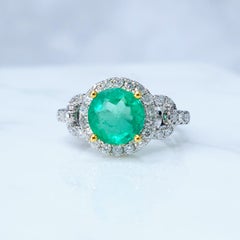 IGI certified 2.23 Carat Colombian Emerald & 0.54 Carat Diamond Ring