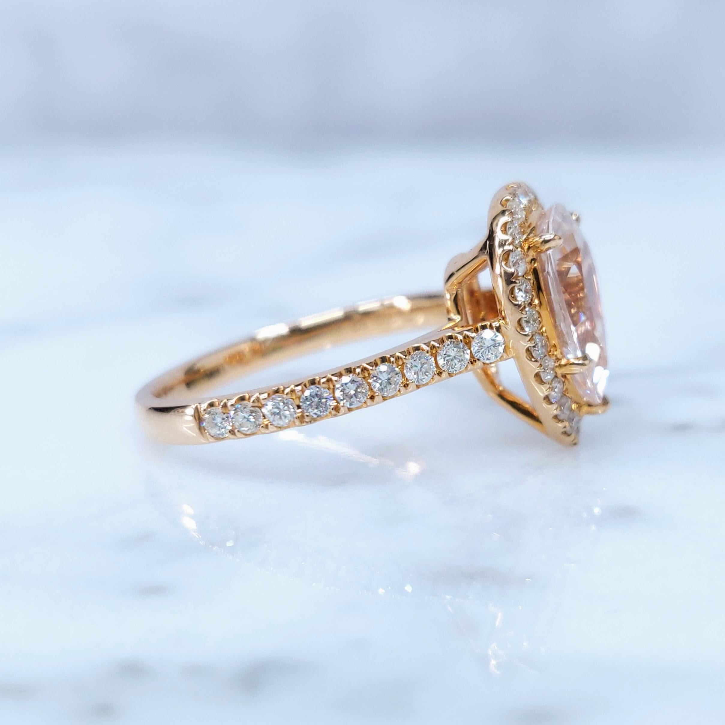 Bague en or rose 18 carats, saphir incolore de 2,24 carats et diamant certifié IGI en vente 1
