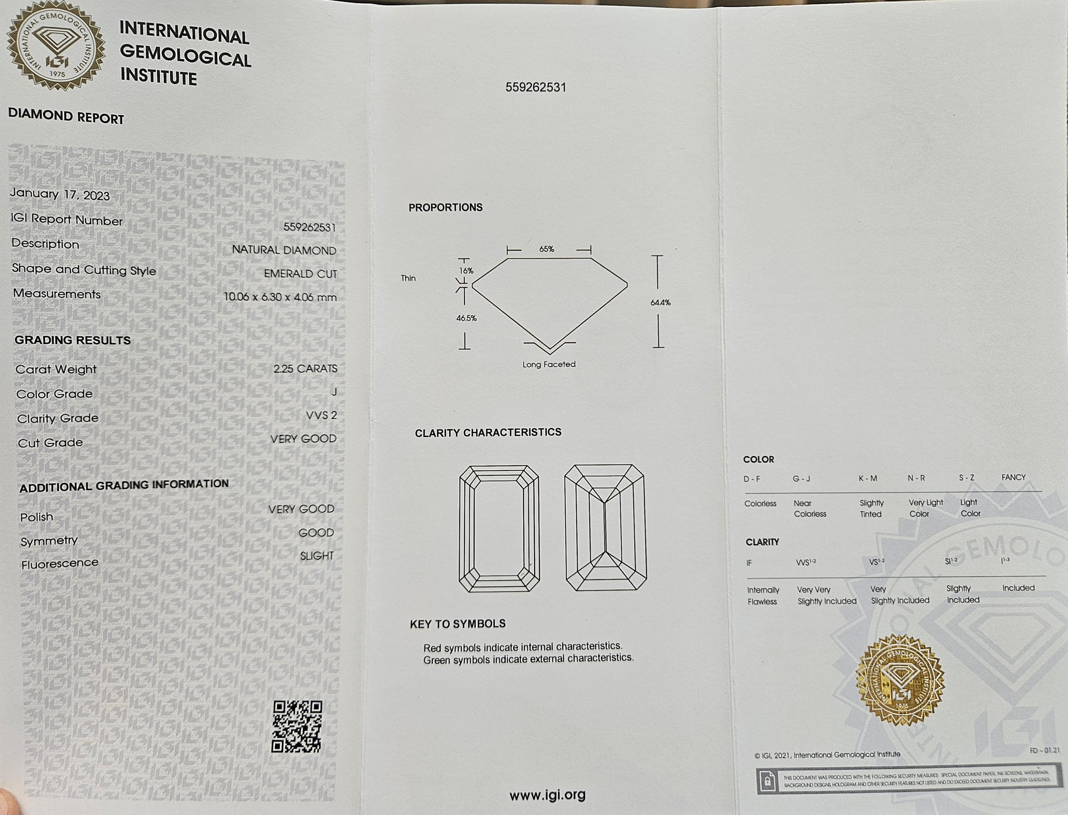 IGI Certified 2.25 Ct Emerald Cut Diamond Solitaire Ring, Estate Sultan Oman For Sale 9