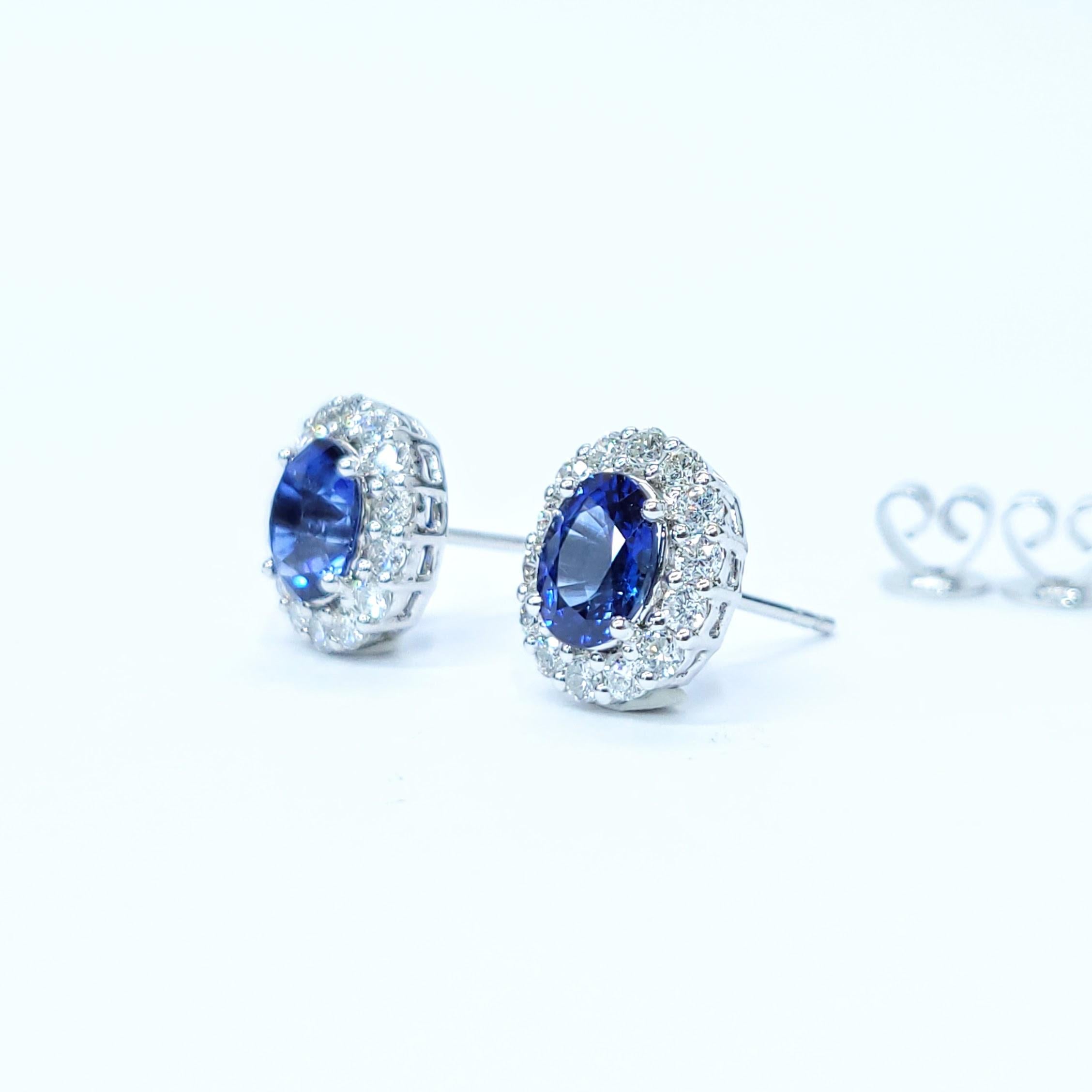 Boucles d'oreilles en or blanc 18 carats saphir et diamant certifiées IGI de 2,26 carats Pour femmes en vente