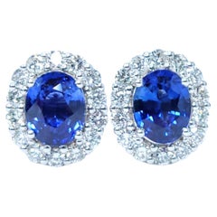 Boucles d'oreilles en or blanc 18 carats saphir et diamant certifiées IGI de 2,26 carats