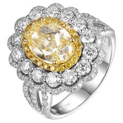 Bague triple halo en or 18 carats avec diamant jaune de 2,29 carats de couleur N certifié IGI