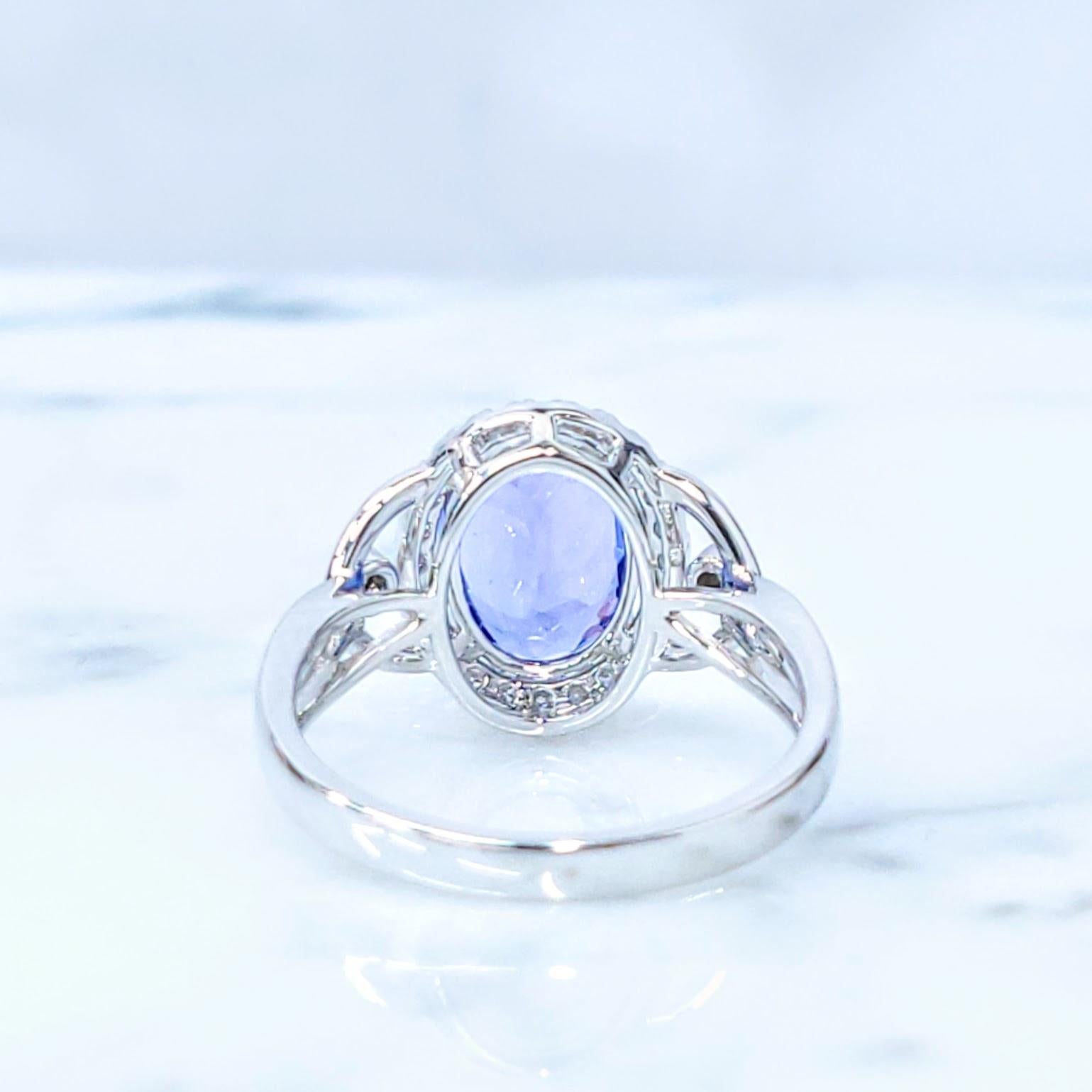 Bague en or blanc 18 carats certifiée IGI avec tanzanite et diamant de 2,32 carats en vente 5