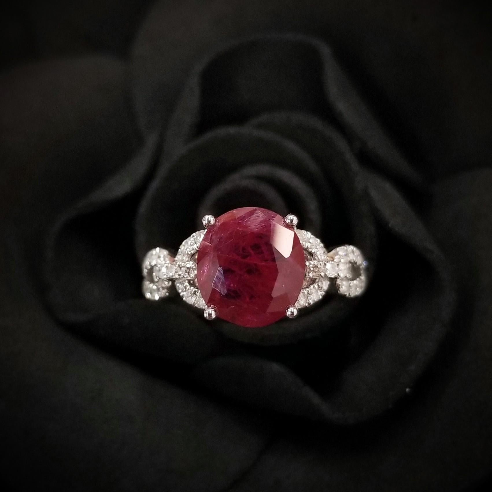 IGI Certified 2.33 Carat Red Ruby & Diamond Ring in 18K White Gold For Sale 1