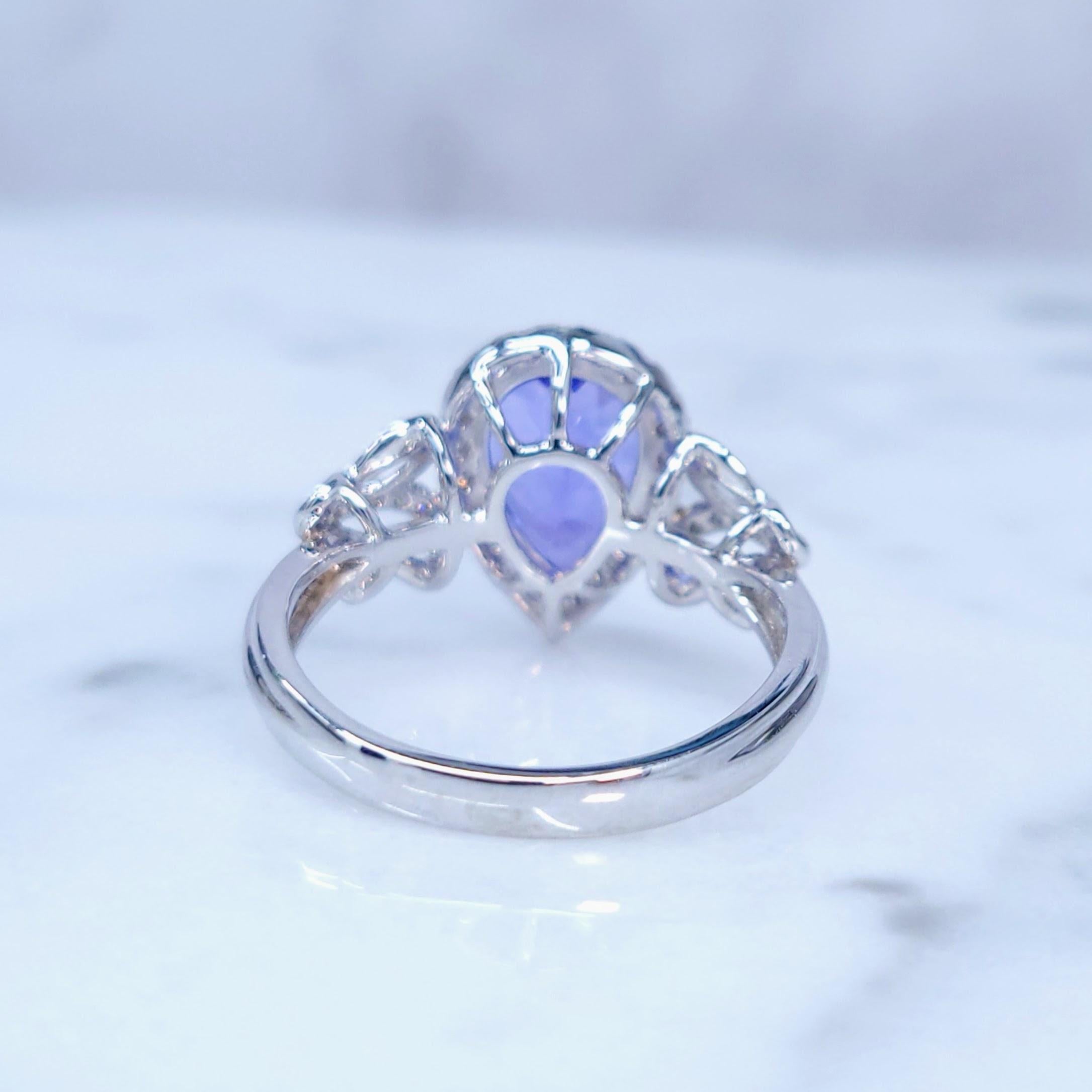 IGI Certified 2.47 Carat Tanzanite & Diamond Ring in 18K White Gold For Sale 5