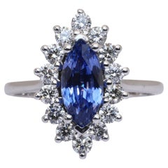 IGI-zertifiziert 2,50ct Saphir und Diamanten Cluster-Ring in 18k Weißgold