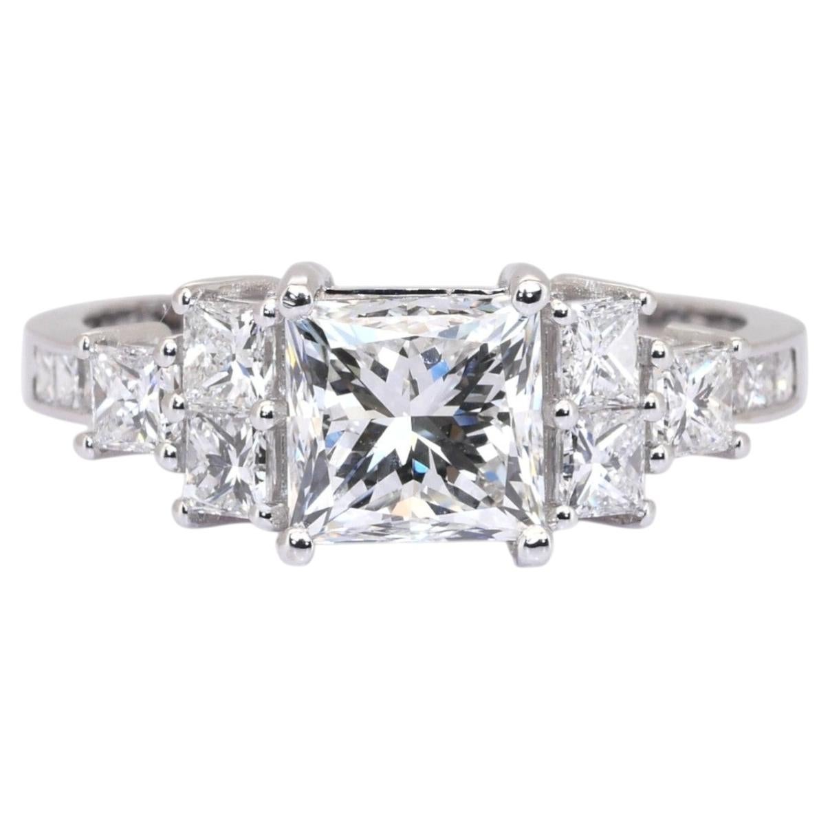 IGI zertifiziert 2,56ct Diamanten Cluster Ring in 18k Weißgold