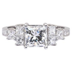 IGI Certified 2.56ct Diamonds Cluster Ring in 18k White Gold