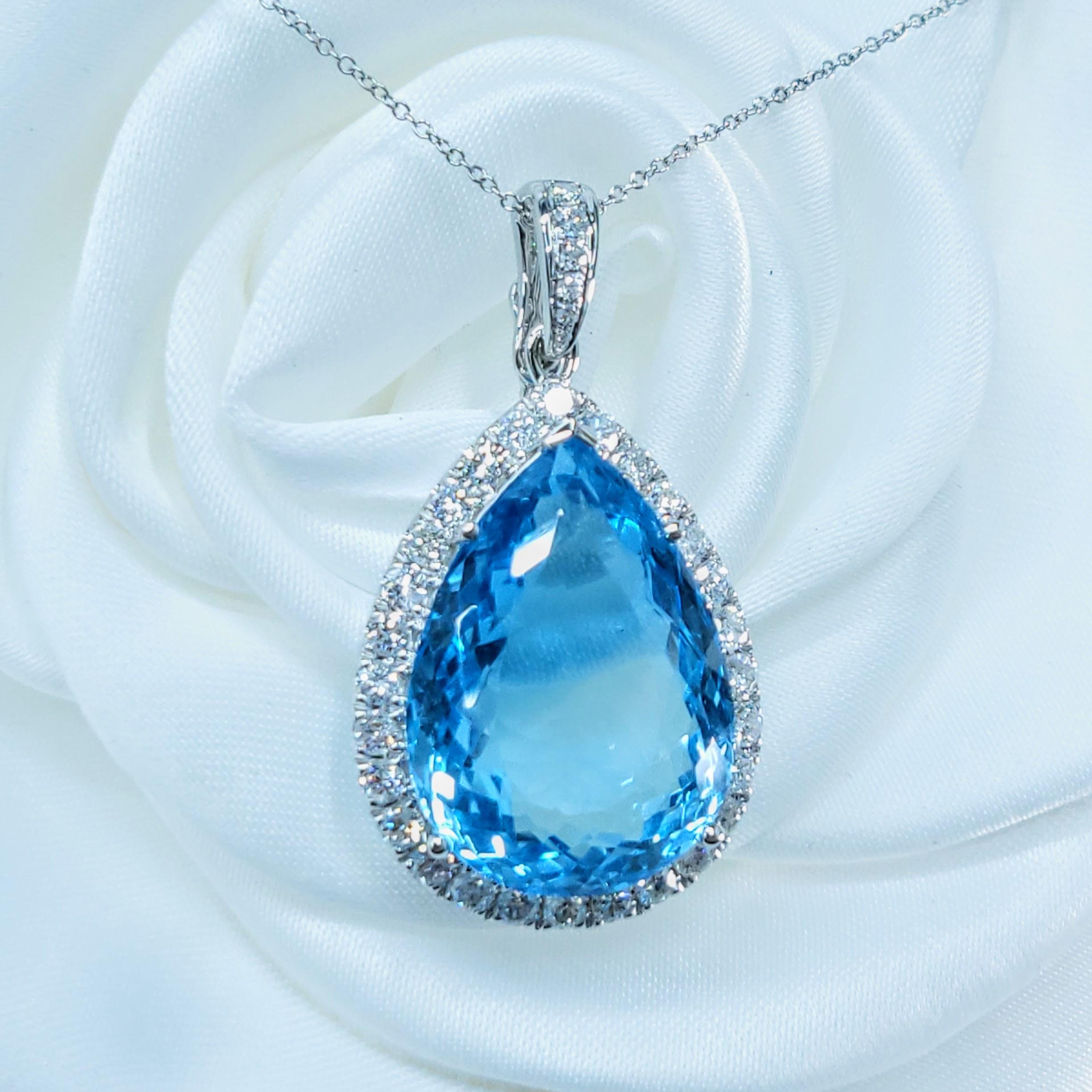 Topaze et diamant certifiés IGI de 25,81 carats en or blanc 18 carats en vente 7