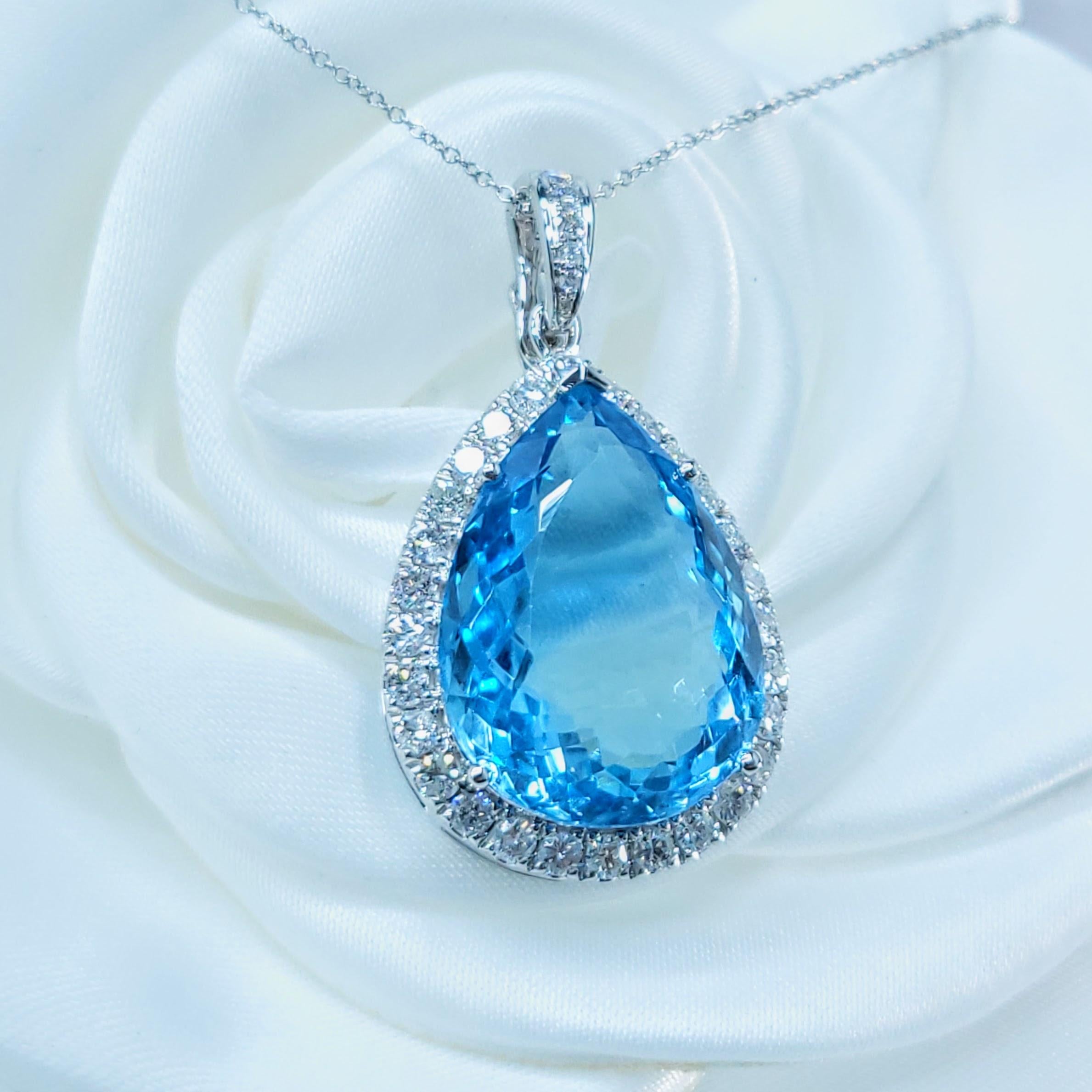 Topaze et diamant certifiés IGI de 25,81 carats en or blanc 18 carats Pour femmes en vente
