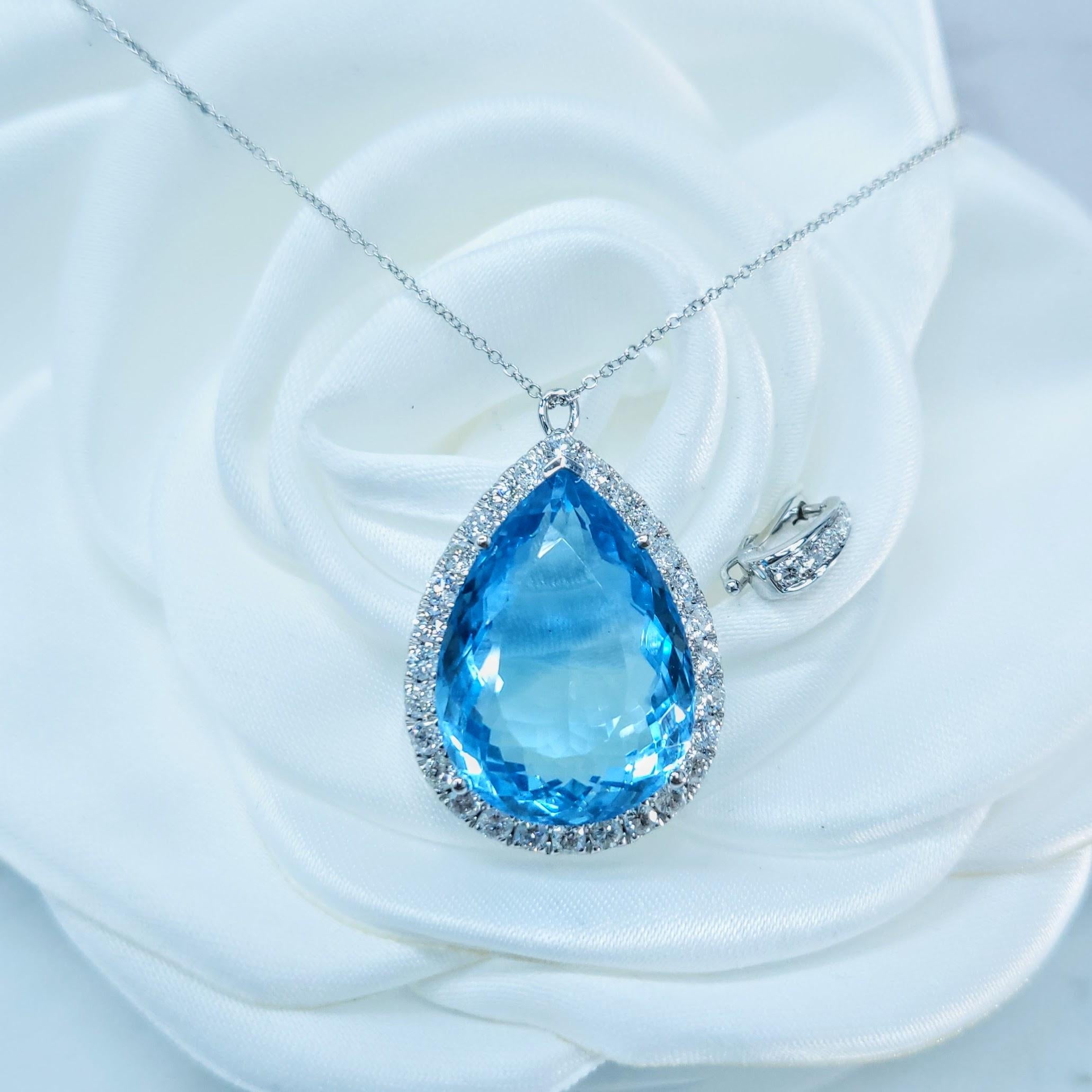 Topaze et diamant certifiés IGI de 25,81 carats en or blanc 18 carats en vente 2