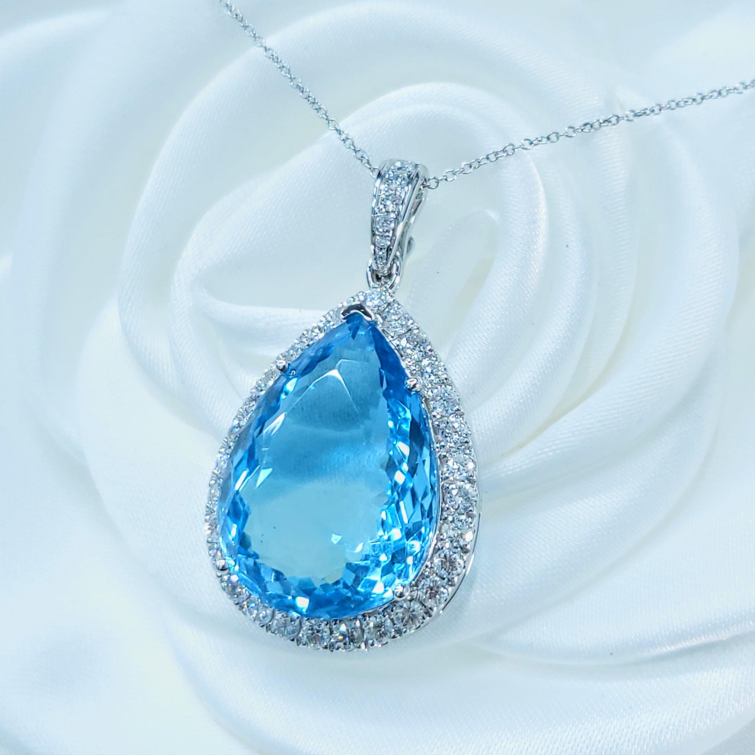 Topaze et diamant certifiés IGI de 25,81 carats en or blanc 18 carats en vente 4