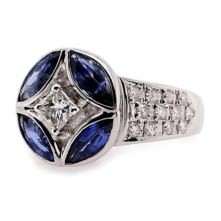 Women's or Men's IGI Certified 2.59ct Natural Sapphires and 0.63ct Natural Diamonds Platinum Ring