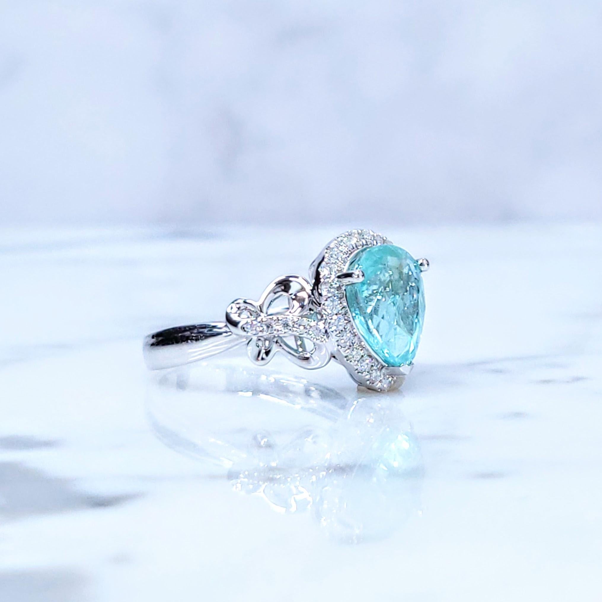 Anello con Paraiba e Diamante certificato IGI da 2,60 carati in oro bianco 18 carati in vendita 4