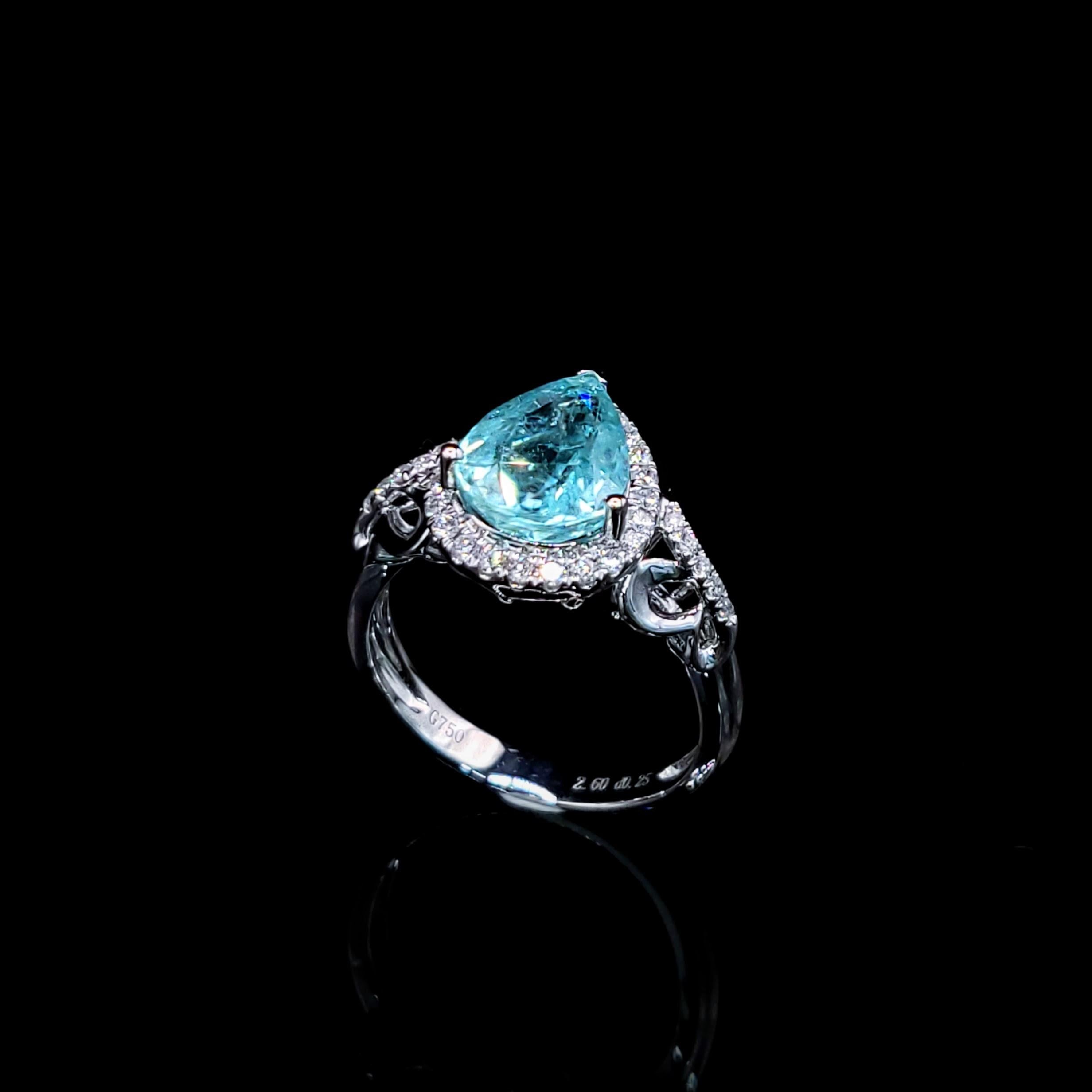 Anello con Paraiba e Diamante certificato IGI da 2,60 carati in oro bianco 18 carati in vendita 11
