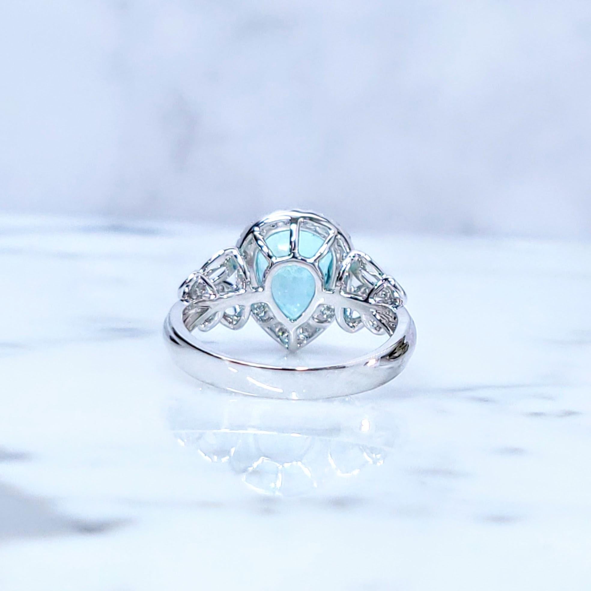 Anello con Paraiba e Diamante certificato IGI da 2,60 carati in oro bianco 18 carati in vendita 2