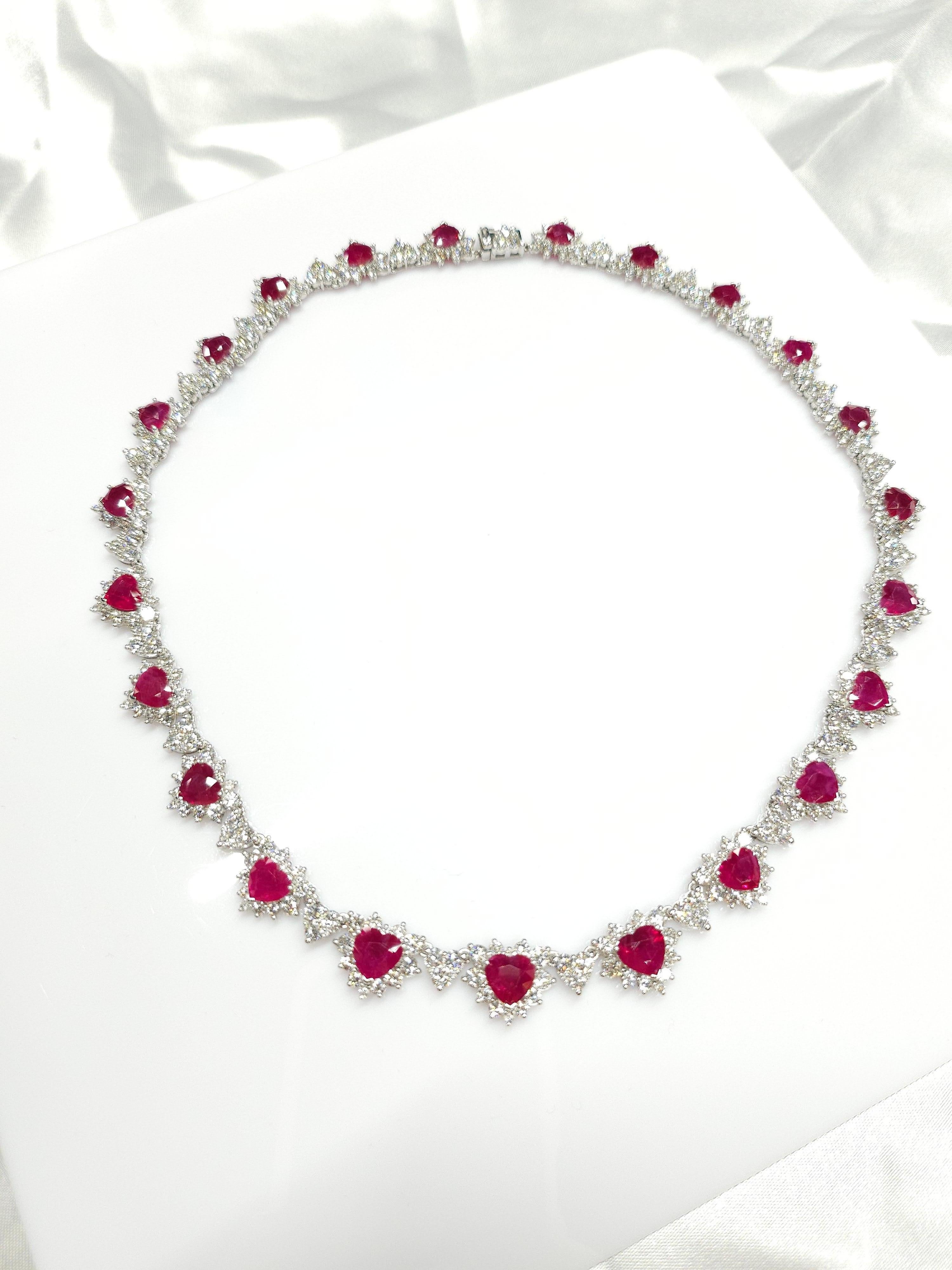 IGI Certified 26.58 Carat Burma Ruby & 18.85 Carat Diamond Necklace in 18K Gold For Sale 9