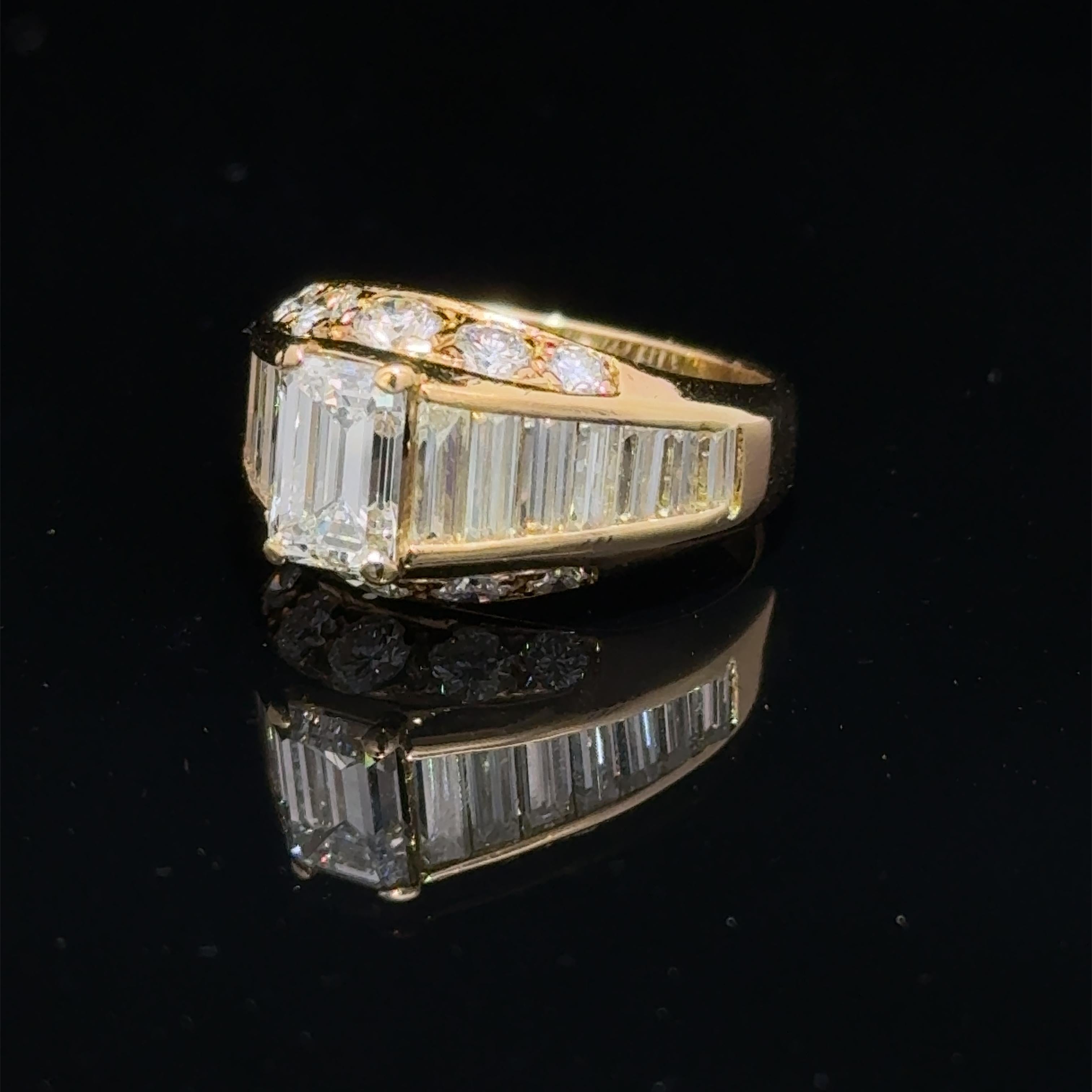 IGI-zertifizierter Ring mit 2,70 Karat natürlichen weißen Diamanten um 1980 9