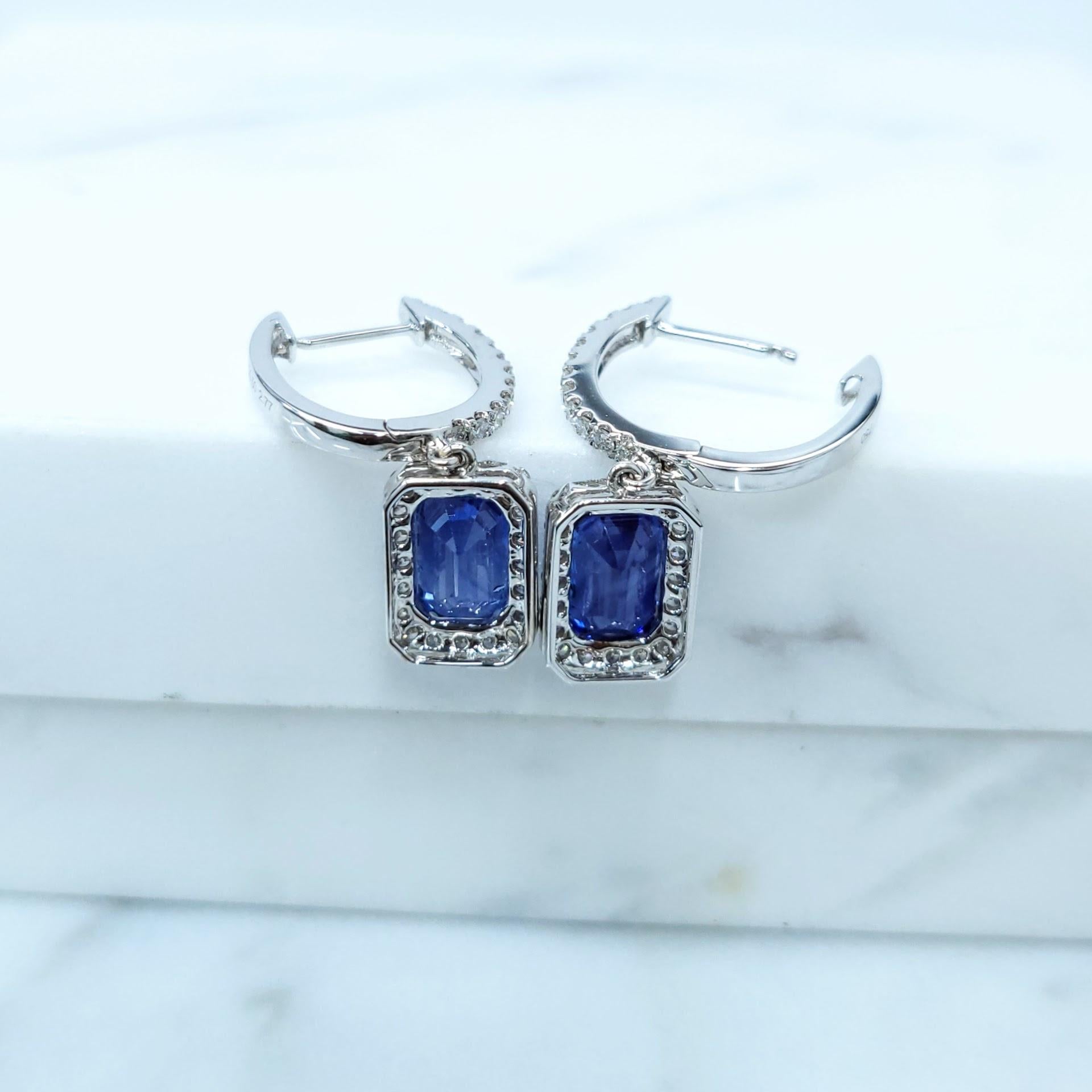 Boucles d'oreilles en or blanc 18 carats saphir et diamant certifiées IGI de 2,77 carats Pour femmes en vente