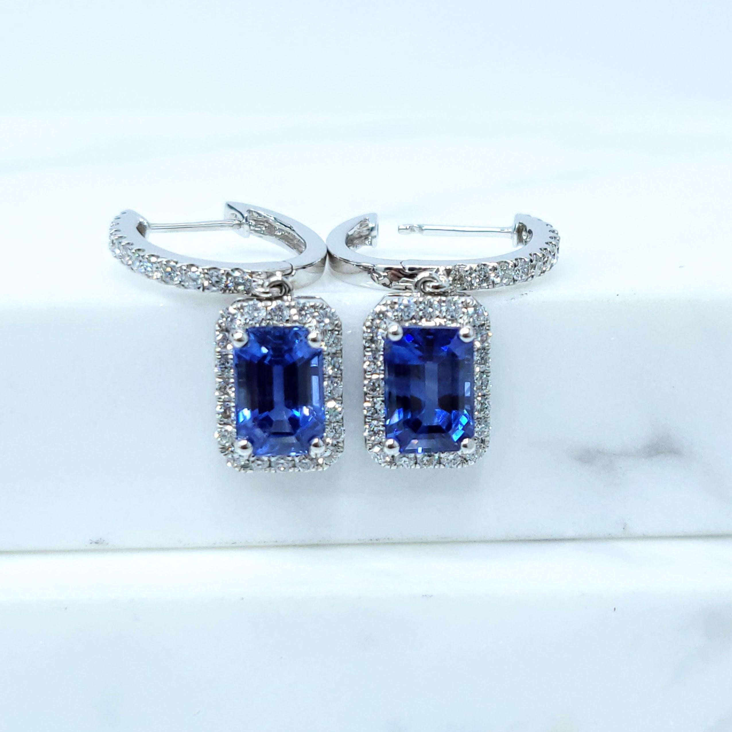 Boucles d'oreilles en or blanc 18 carats saphir et diamant certifiées IGI de 2,77 carats en vente 3