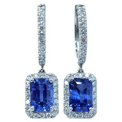 Boucles d'oreilles en or blanc 18 carats saphir et diamant certifiées IGI de 2,77 carats