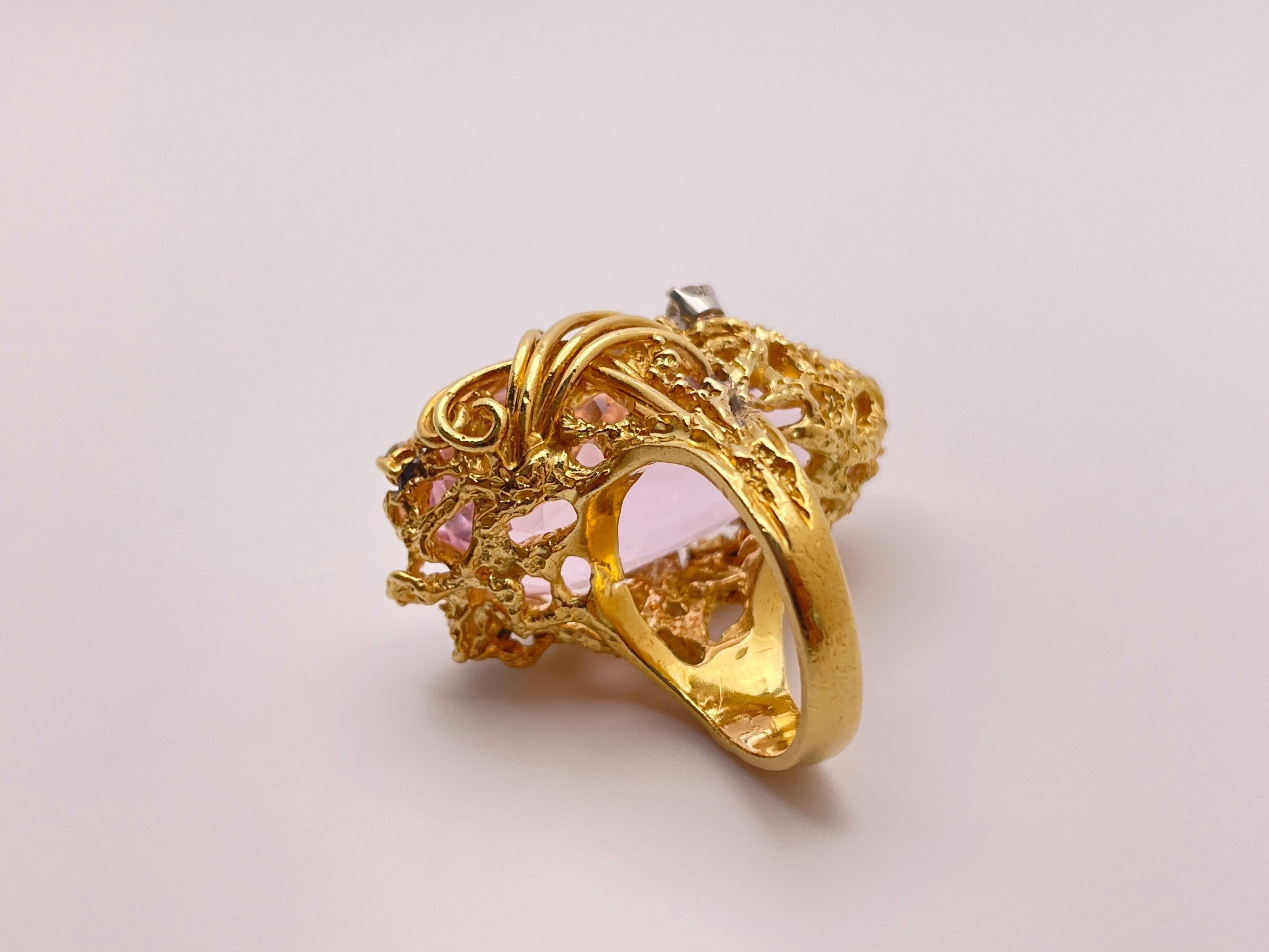 Bague en or jaune 18 carats certifiée IGI avec 28 CT de diamants en kunzite rose naturelle en vente 3