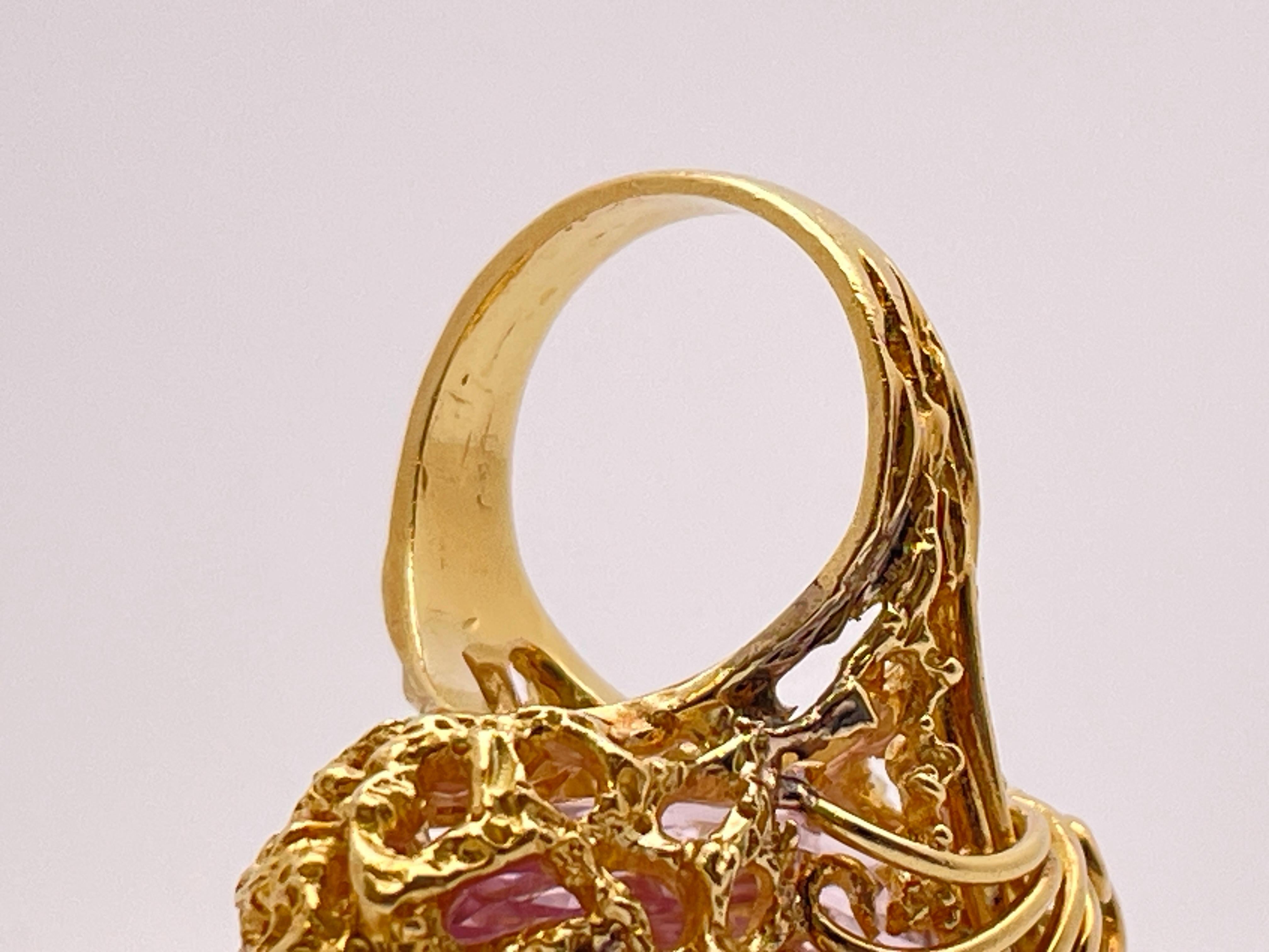 Bague en or jaune 18 carats certifiée IGI avec 28 CT de diamants en kunzite rose naturelle en vente 4