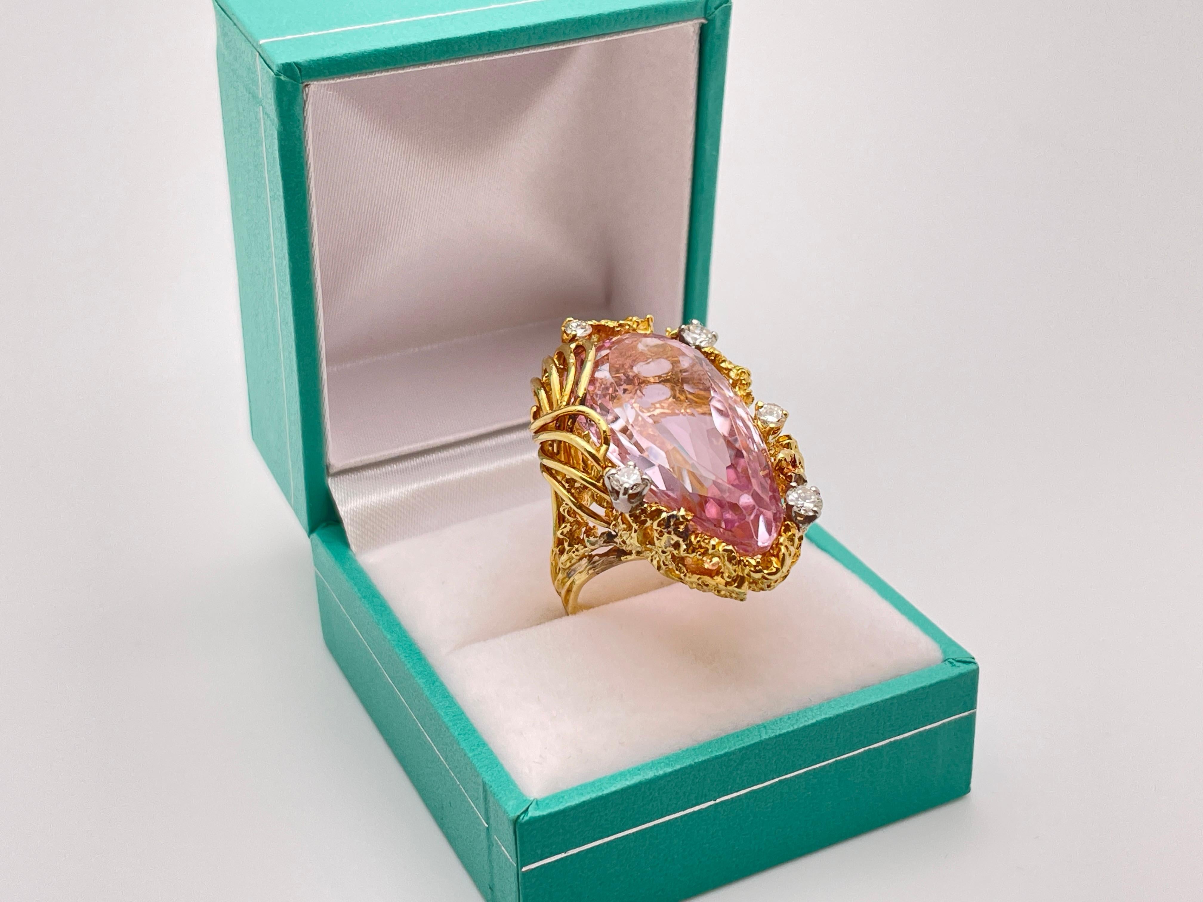 Bague en or jaune 18 carats certifiée IGI avec 28 CT de diamants en kunzite rose naturelle en vente 4