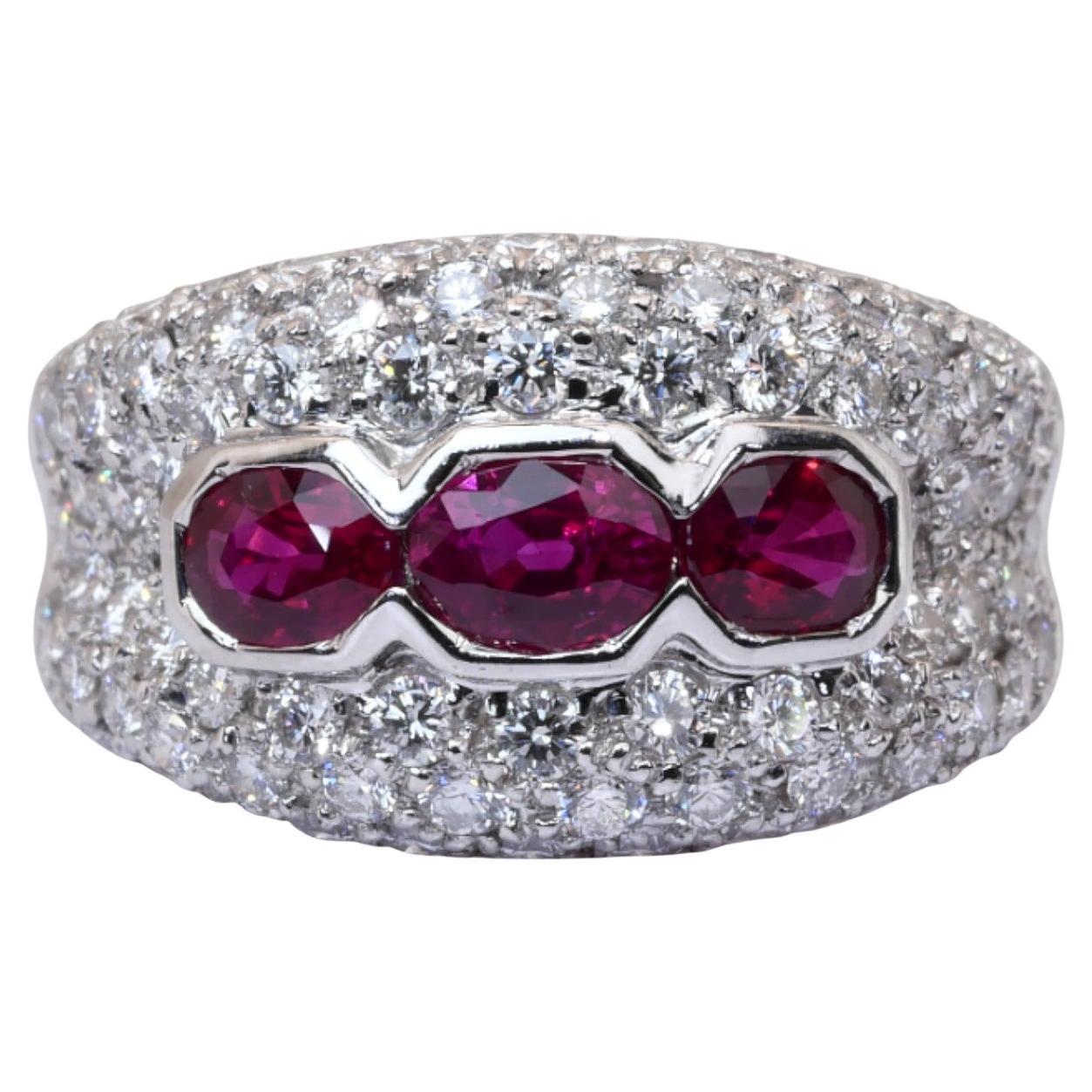 IGI Certified 2.84ct Rubies and Diamonds in 18k White Gold en vente