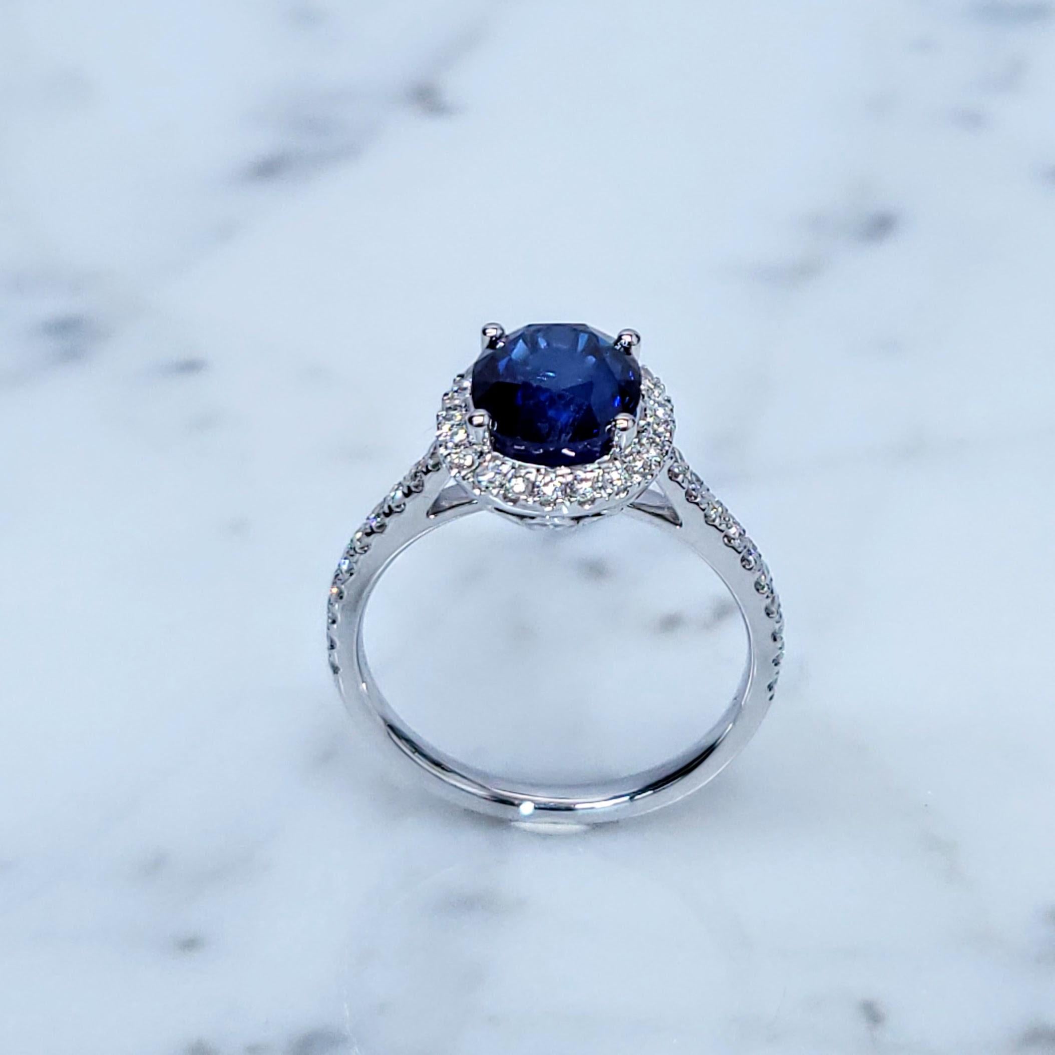 Anillo de zafiro y diamante de oro blanco de 18 quilates con certificado IGI de 2,87 quilates en venta 4