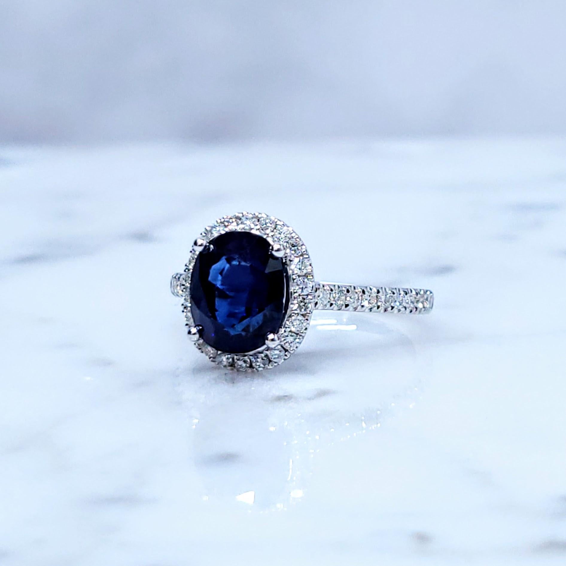 Anillo de zafiro y diamante de oro blanco de 18 quilates con certificado IGI de 2,87 quilates en venta 5