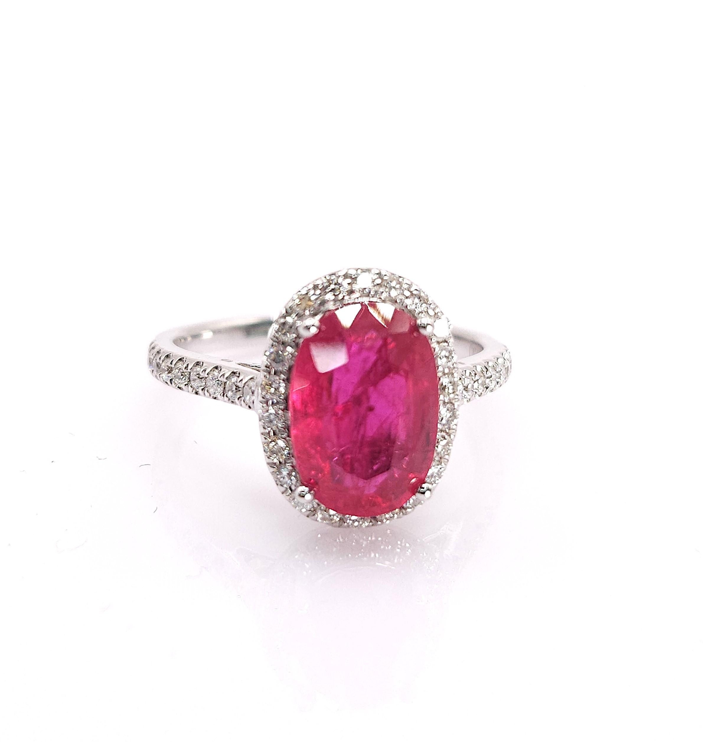 Women's IGI Certified 2.89 Carat Ruby & Diamond Ring in 18K White Gold For Sale