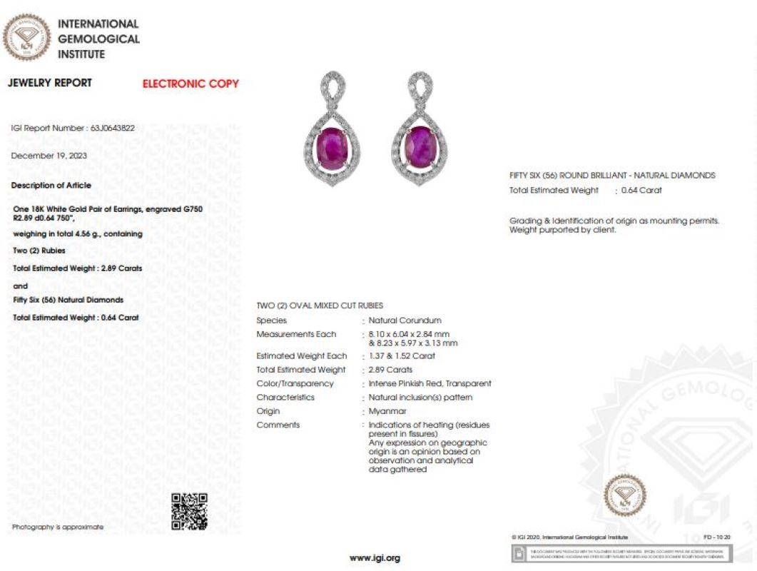 Taille ovale Boucles d'oreilles en or blanc 18 carats certifiées IGI et composées de rubis de Birmanie et de diamants de 2,89 ct. en vente