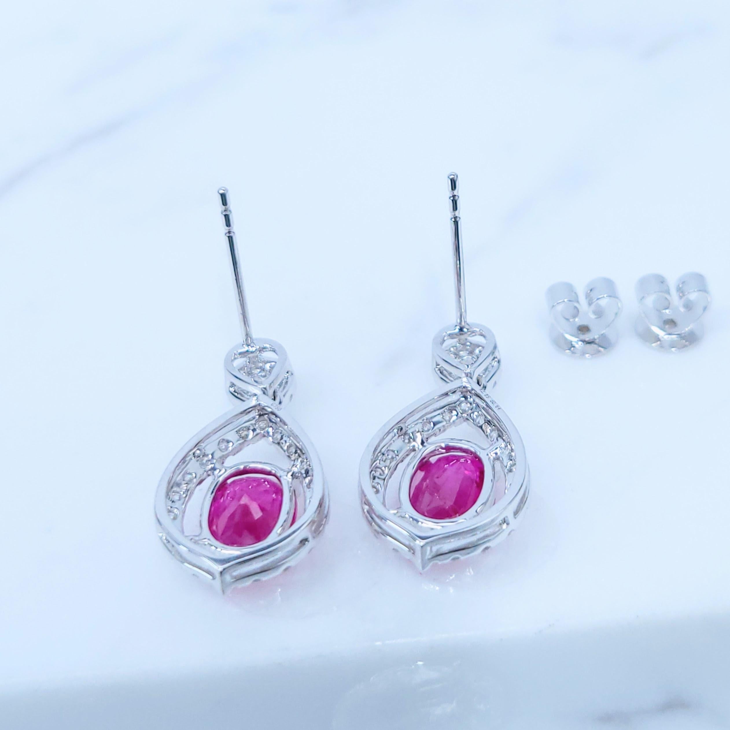 Boucles d'oreilles en or blanc 18 carats certifiées IGI et composées de rubis de Birmanie et de diamants de 2,89 ct. en vente 4