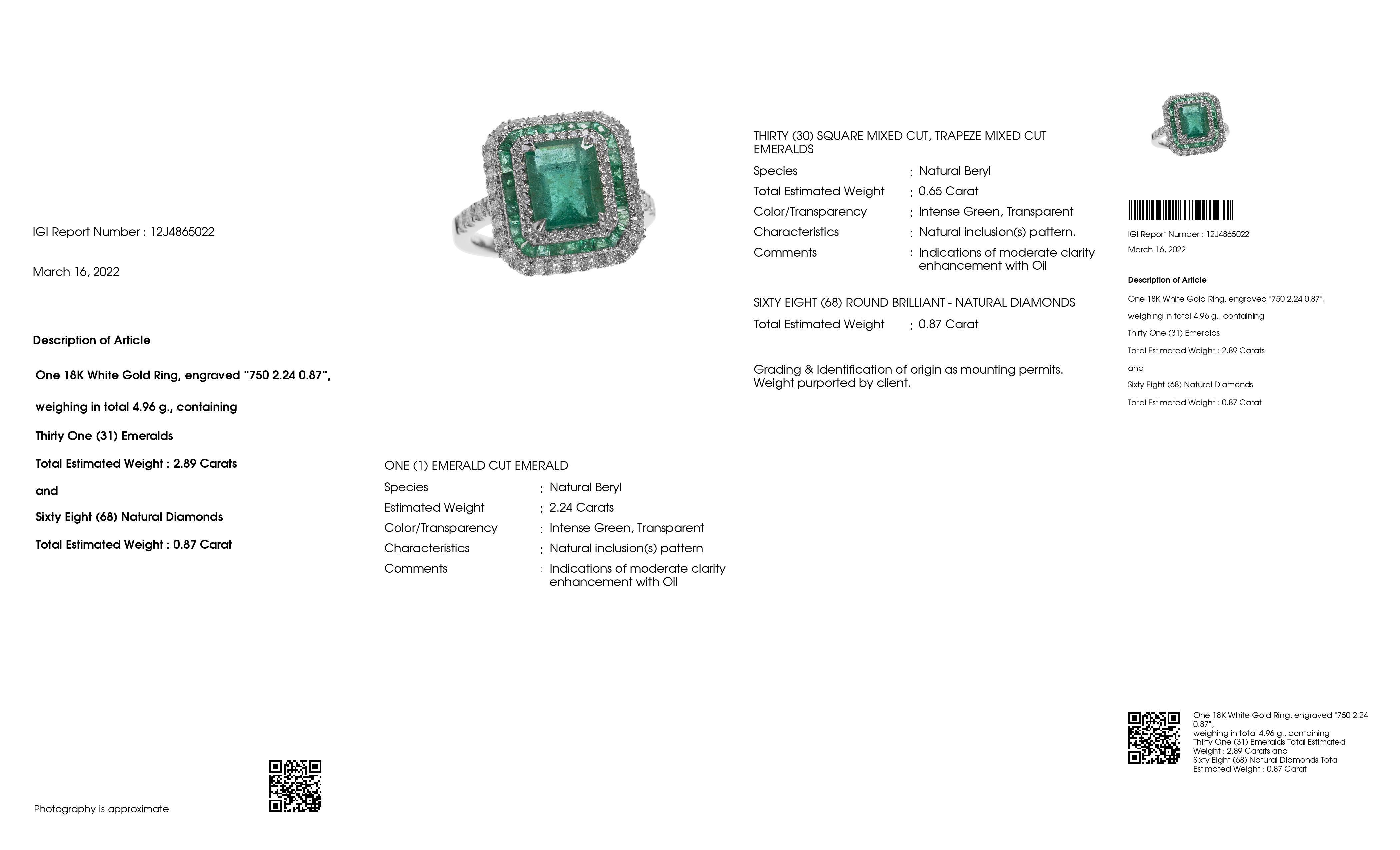 IGI Certified 2.89ct Natural Emeralds 0.87 Carat Natural Diamonds 18K Gold Ring For Sale 2