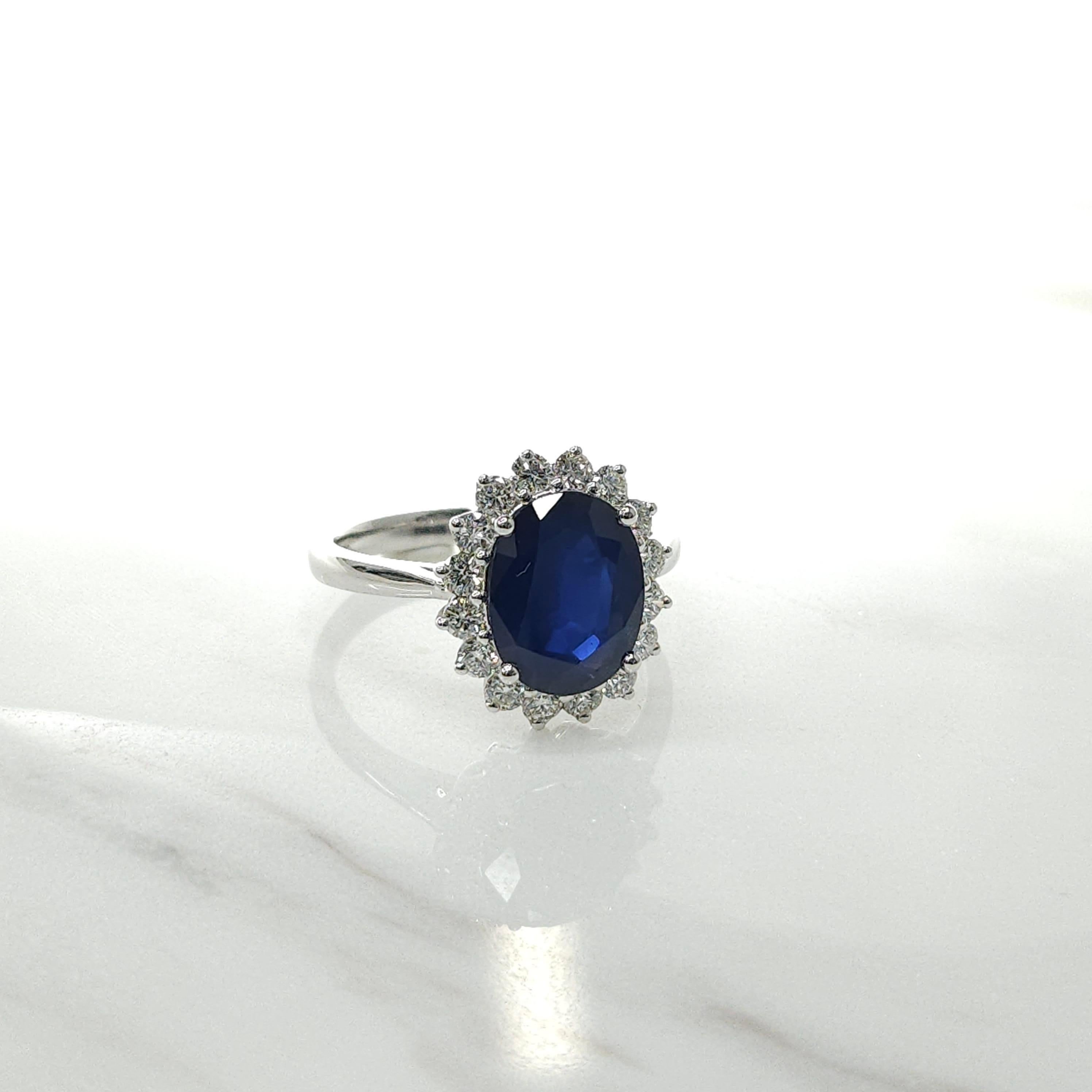 Modern IGI Certified 2.90 Carat Blue Sapphire & Diamond Ring in 18K White Gold For Sale