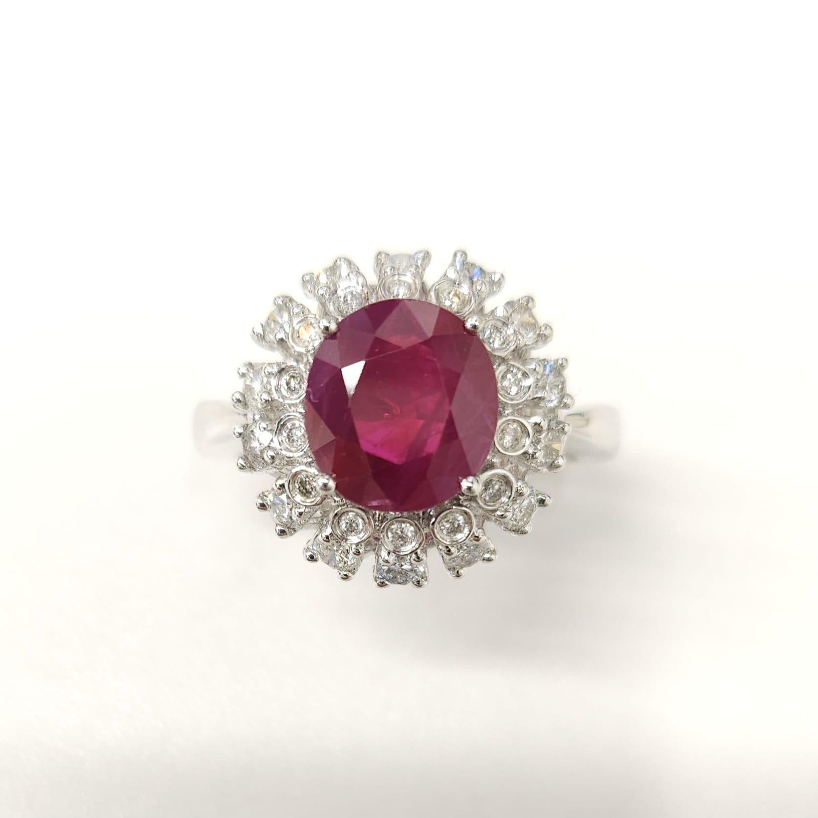 Modern IGI Certified 2.91 Carat Ruby & Diamond Ring in 18K White Gold For Sale