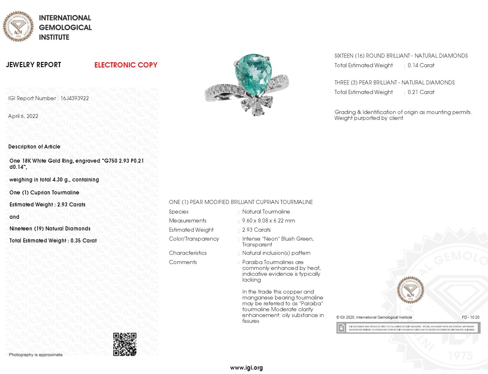 IGI Certified 2.93 Carat Paraiba & Diamond Ring in 18K White Gold For Sale 6