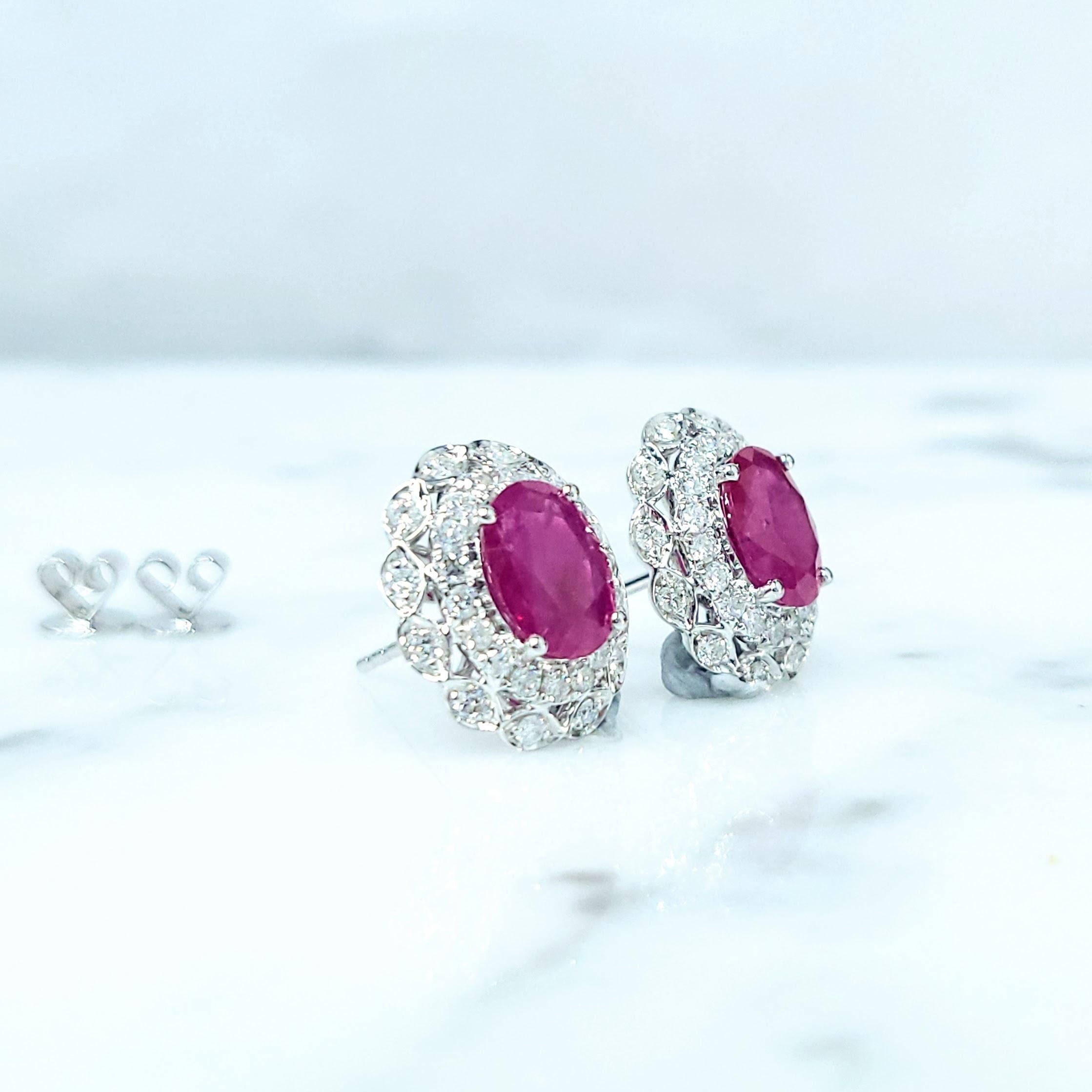 IGI Certified 2.96 Carat Burma Ruby & Diamond Earrings in 18K White Gold In New Condition For Sale In KOWLOON, HK