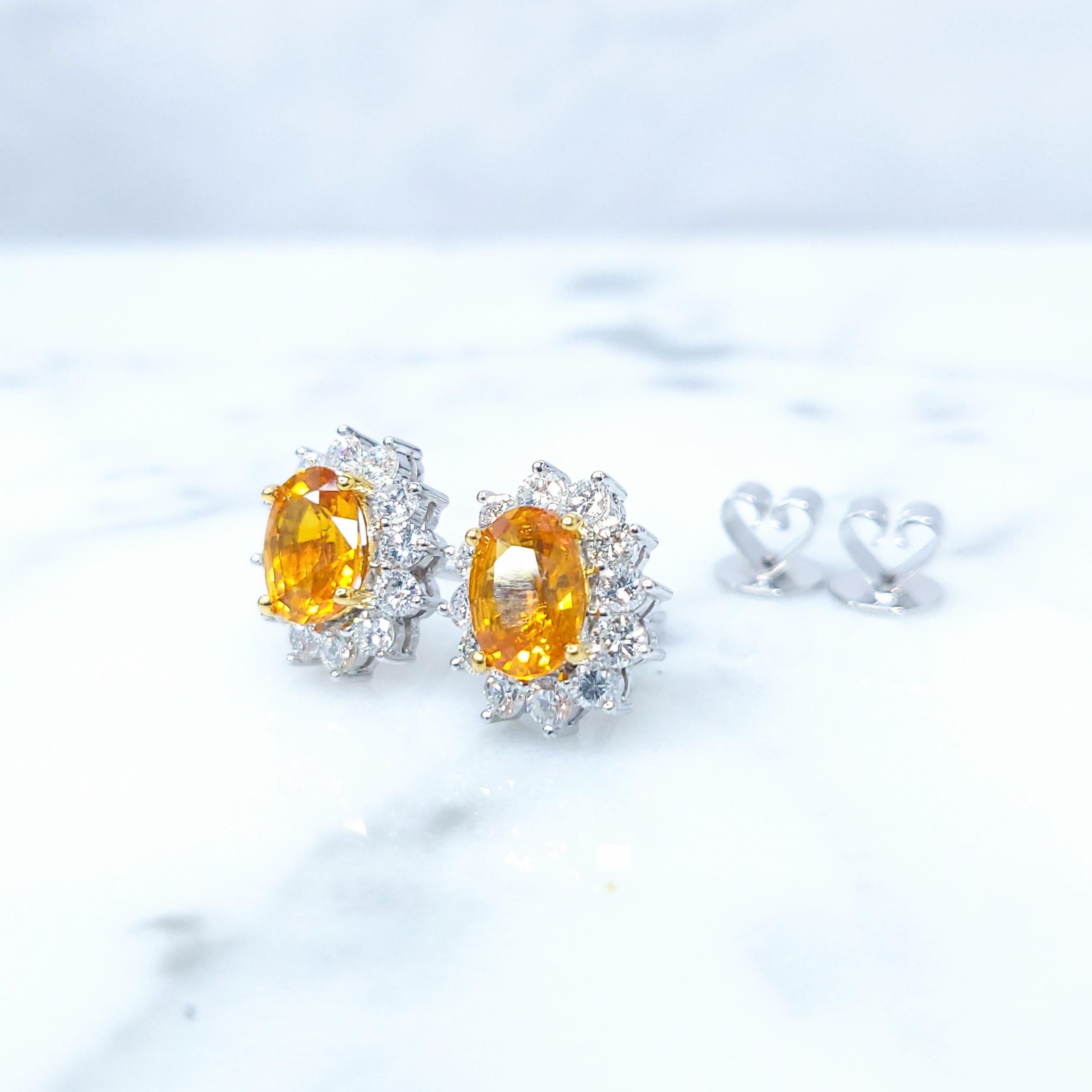 Pendientes de zafiro naranja y diamante de oro blanco de 18 quilates con certificado IGI de 2,98 quilates en venta 6