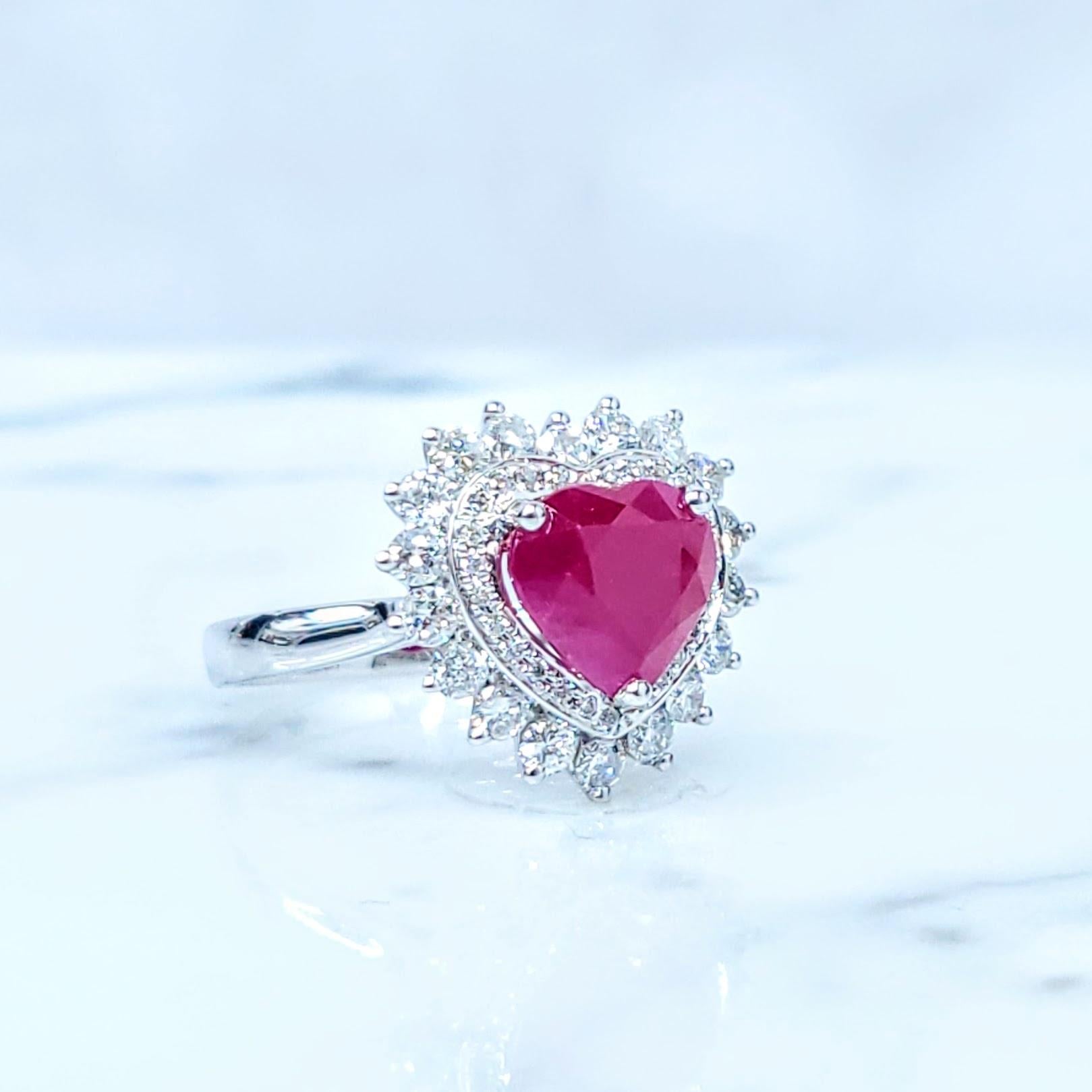 IGI-zertifizierter 2,98-Karat-Rubin- und Diamantring aus 18 Karat Weißgold im Angebot 2